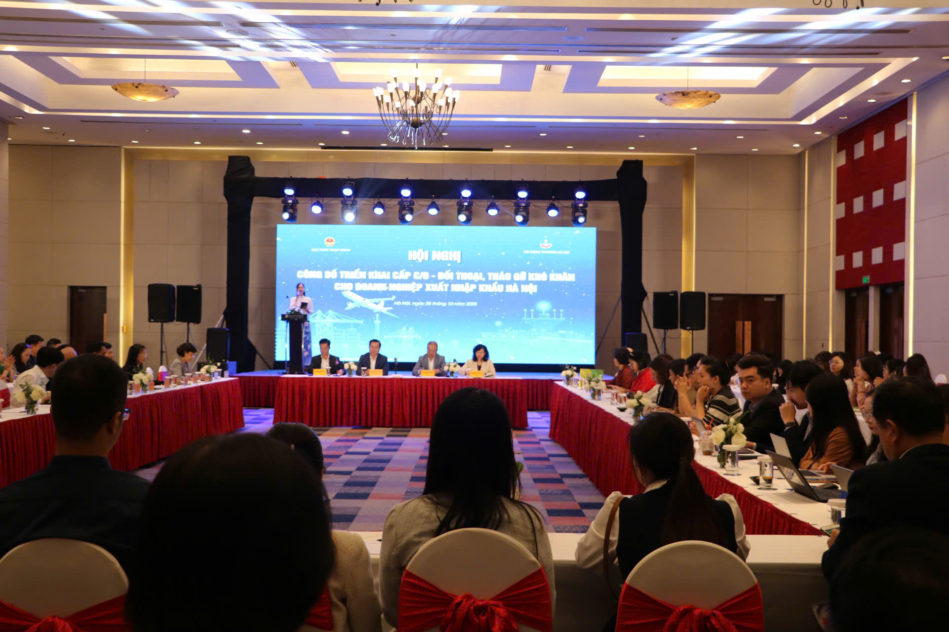 Hà Nội công bố triển khai cấp C/O, hỗ trợ doanh nghiệp tận dụng FTA