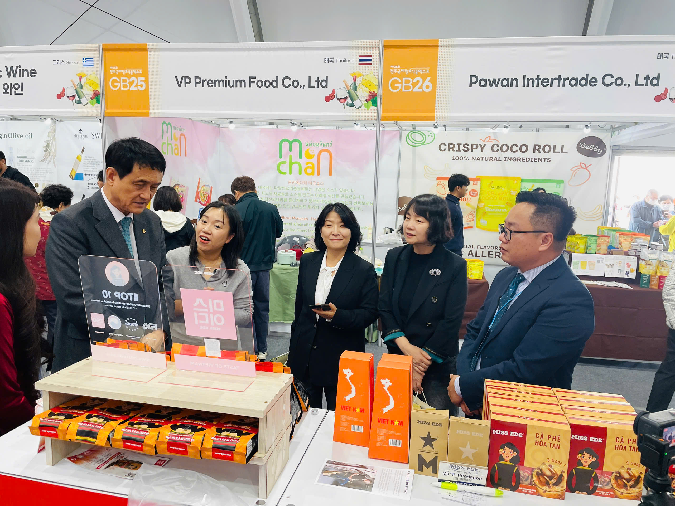 Người tiêu dùng Hàn Quốc nói gì về cà phê thương hiệu Việt?