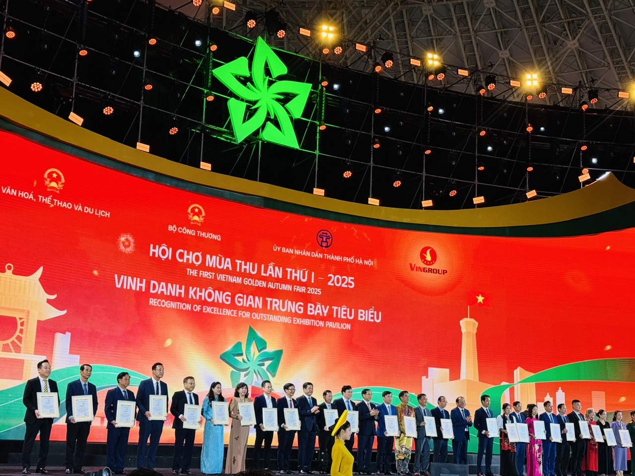 Lâm Đồng đạt giải ‘Không gian trưng bày tiêu biểu’ tại Hội chợ Mùa Thu