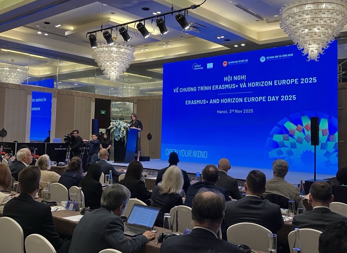 Đoàn doanh nghiệp Thụy Điển đến Việt Nam thúc đẩy hợp tác hạ tầng