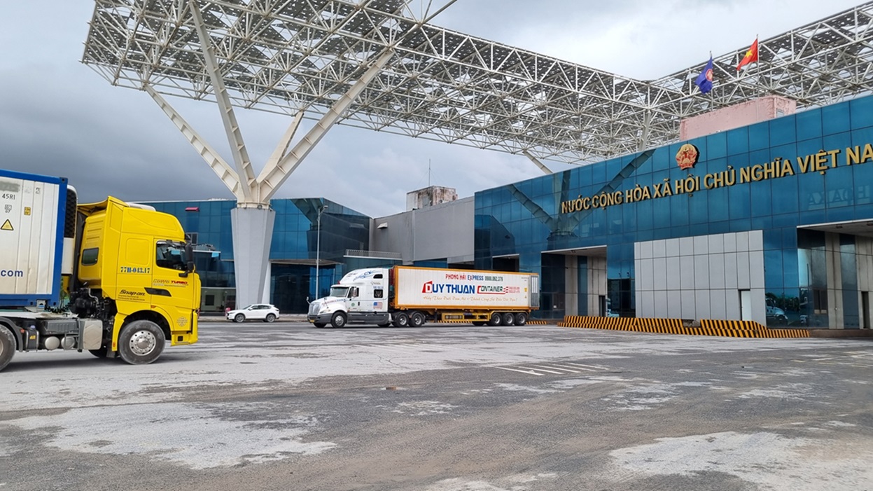 Quảng Ninh tiên phong trong 'cuộc đua' phát triển thương mại biên giới