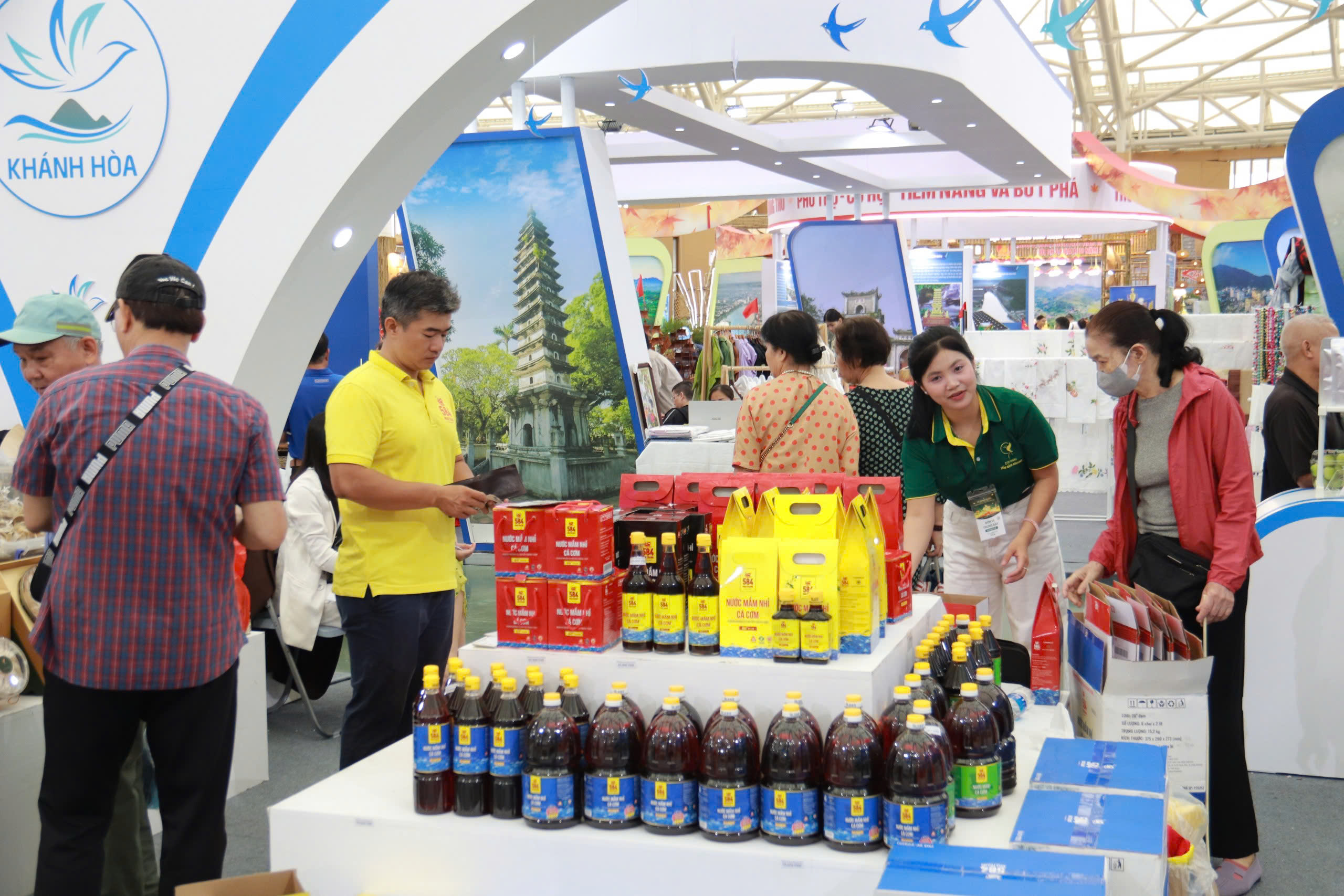 Hội chợ Mùa Thu: Bệ phóng xúc tiến thương mại cho doanh nghiệp Khánh Hòa