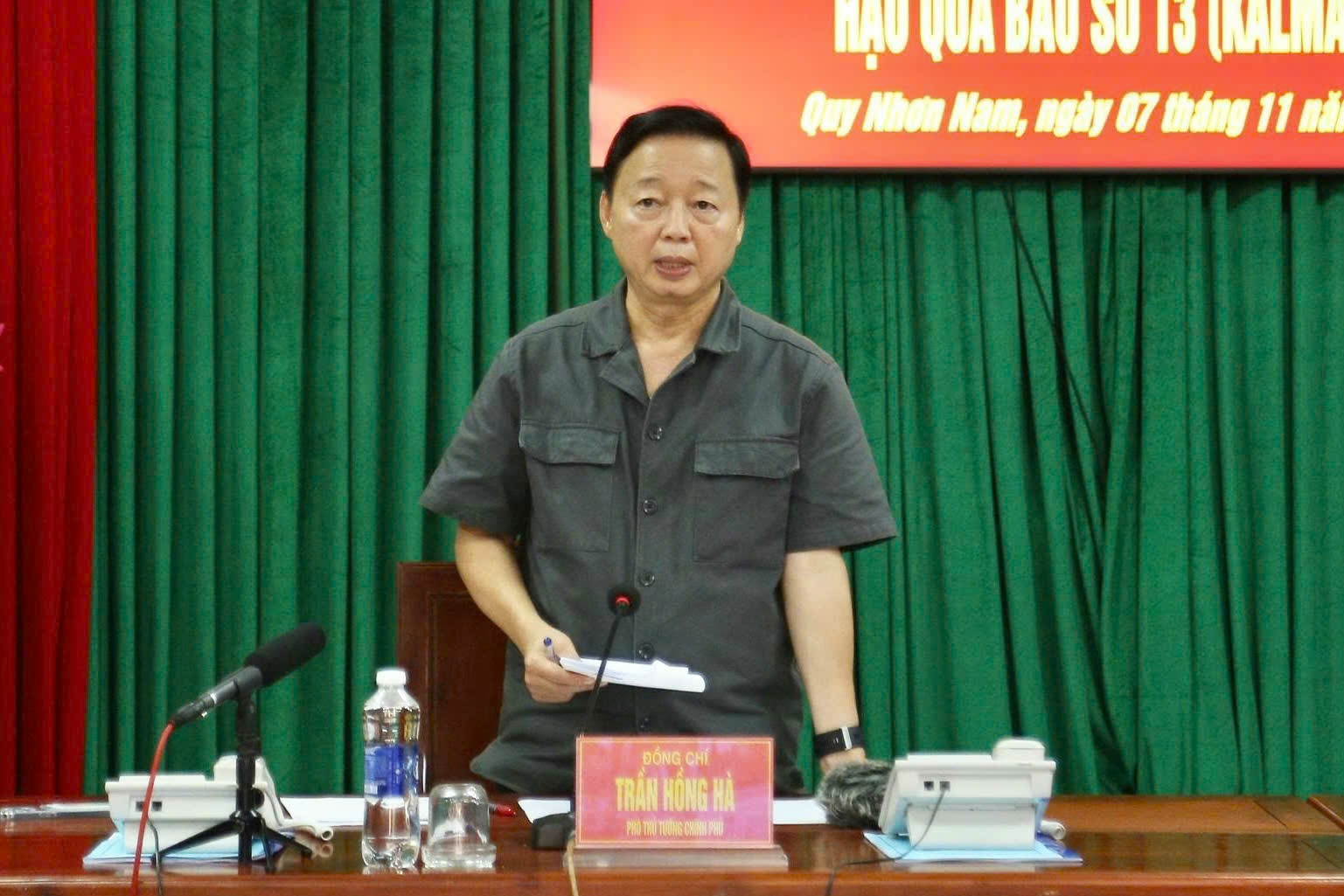 Phó Thủ tướng chỉ đạo ưu tiên hỗ trợ vùng ngập, khẩn trương khắc phục hậu quả