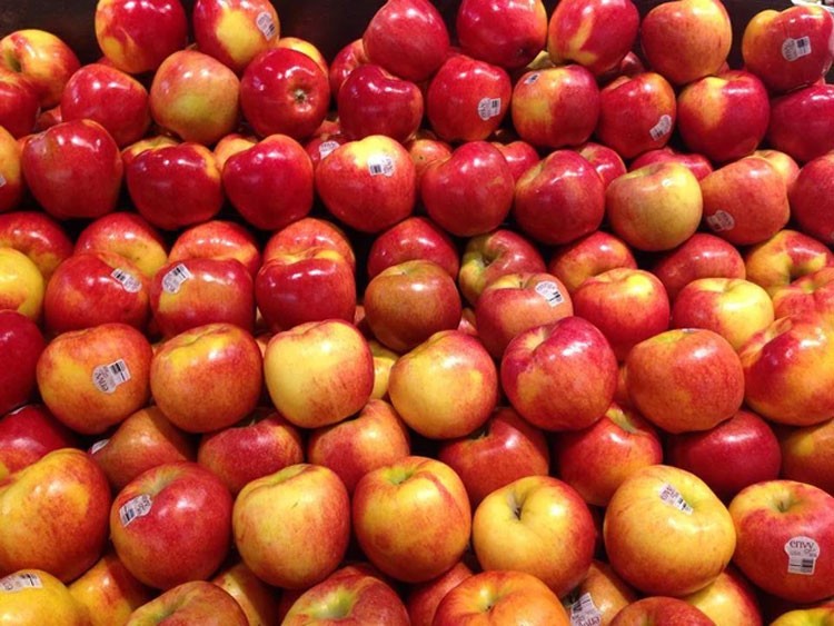 Việt Nam chi hàng tỷ USD để nhập khẩu rau quả trong 10 tháng năm 2025