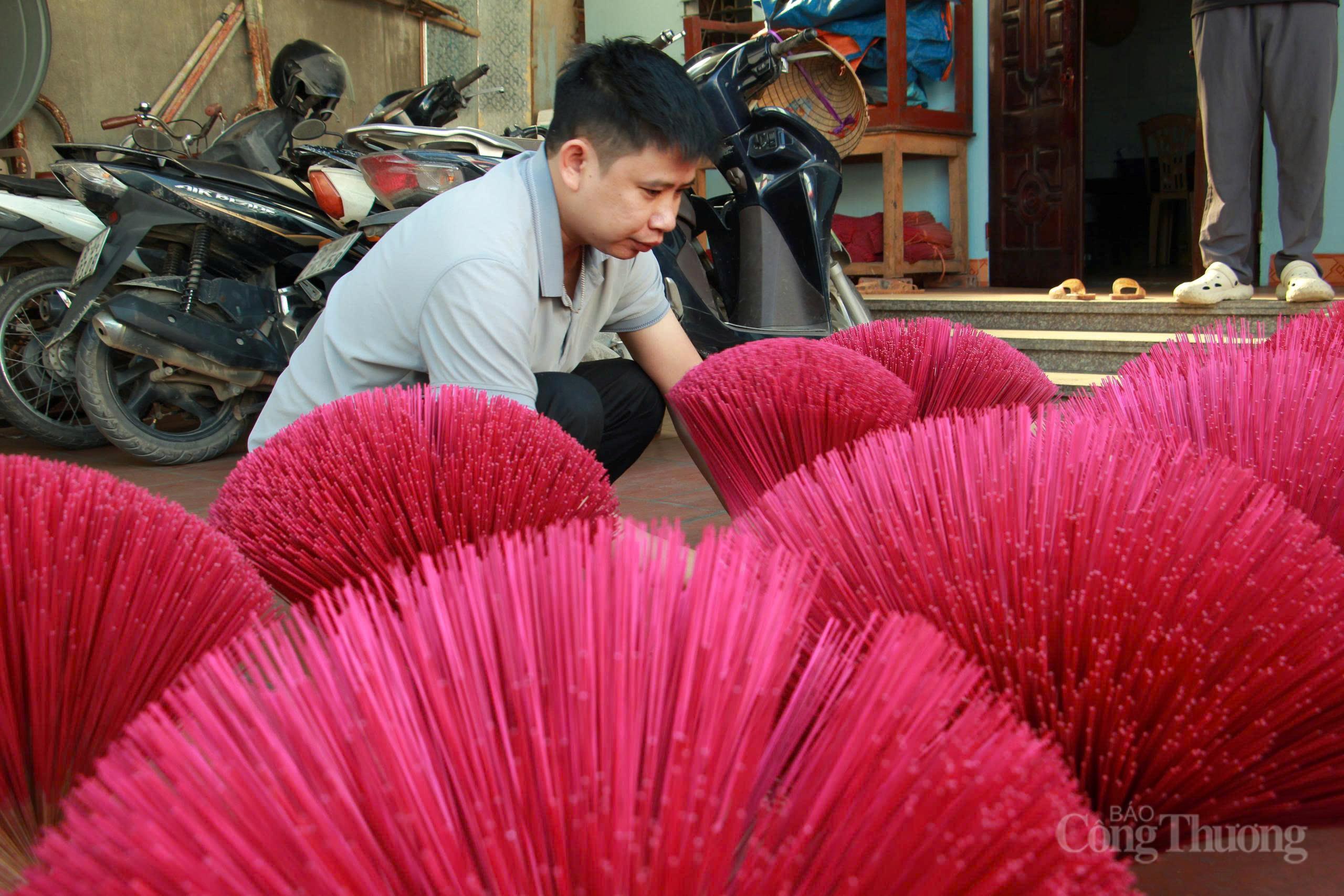 Thanh Hóa:  Độc đáo làng nghề làm hương truyền thống 300 năm tuổi