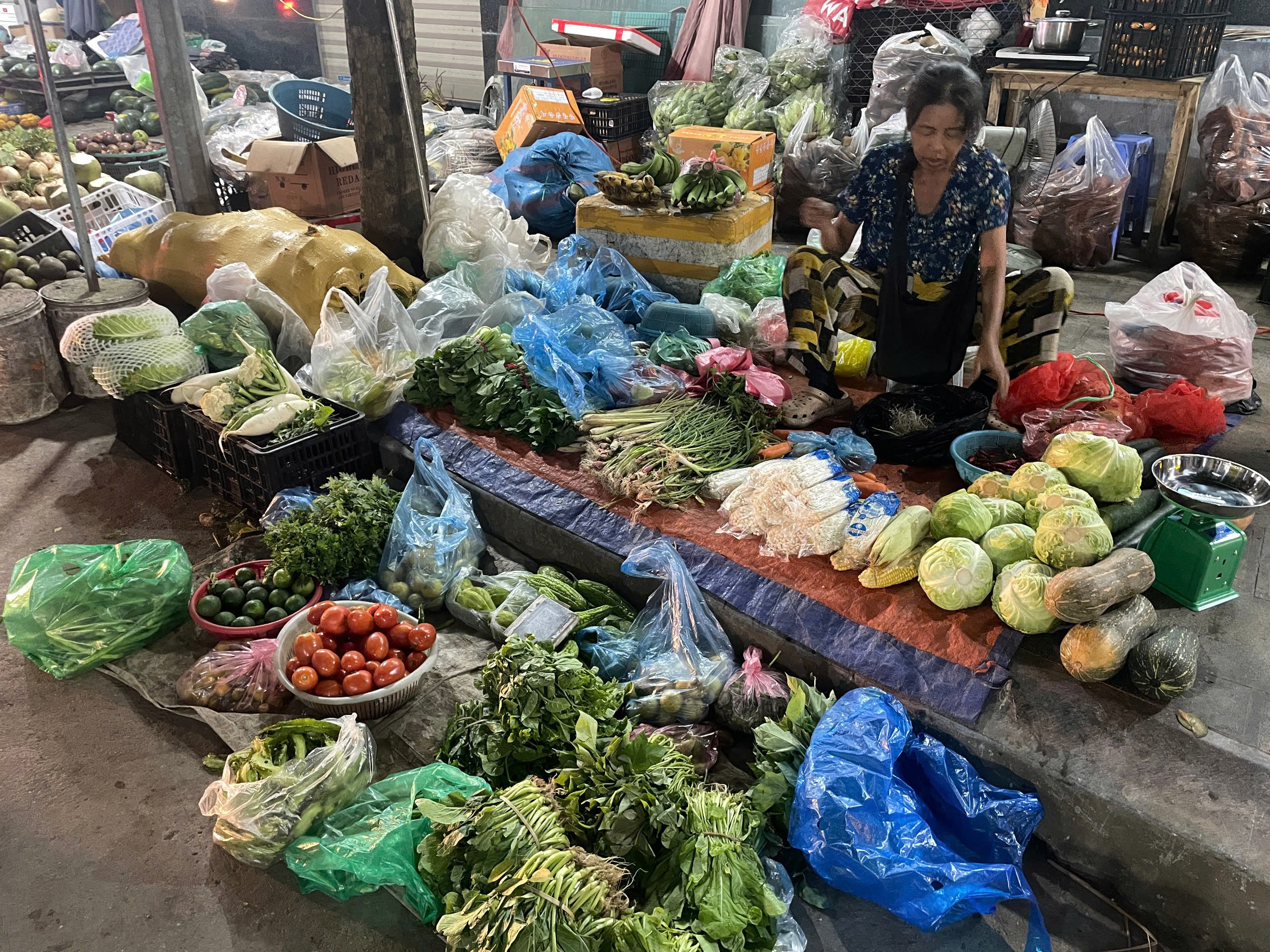 Giữ nhịp thị trường rau xanh trước biến động mùa thiên tai