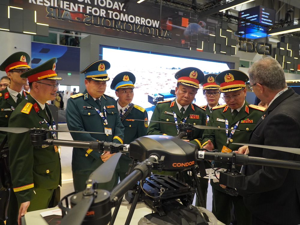 Việt Nam - UAE: Thúc đẩy hợp tác công nghiệp quốc phòng