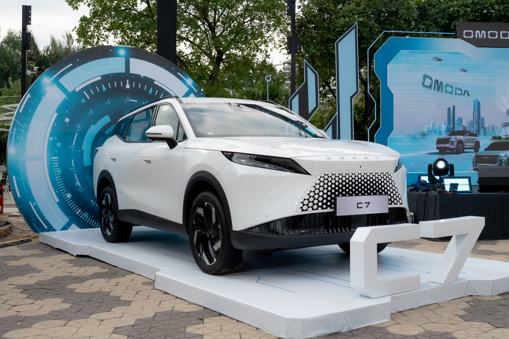 Thị trường ô tô Việt Nam sắp đón 16 mẫu xe mới ở nhiều phân khúc