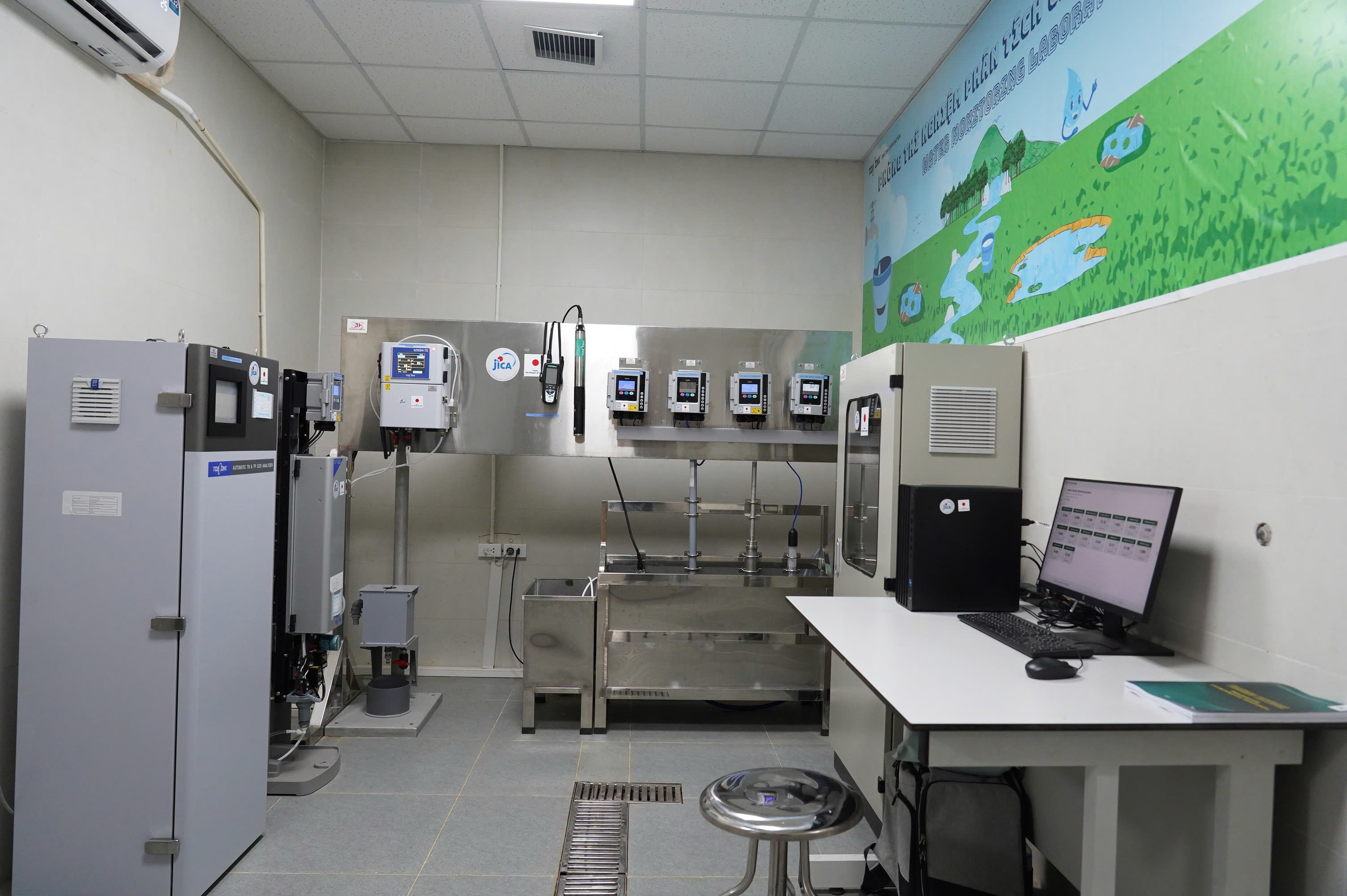 Công nghệ và nhân lực: Giải pháp kép cho an toàn thực phẩm, môi trường