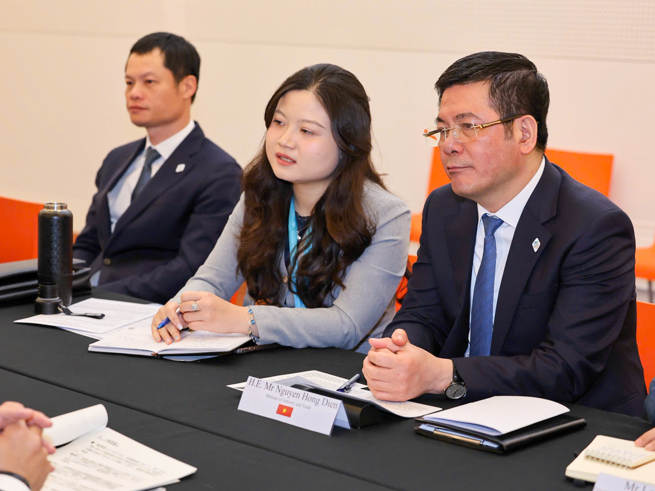 Bộ trưởng Nguyễn Hồng Diên họp song phương với Quốc vụ khanh Văn phòng Nội các Nhật Bản - 5