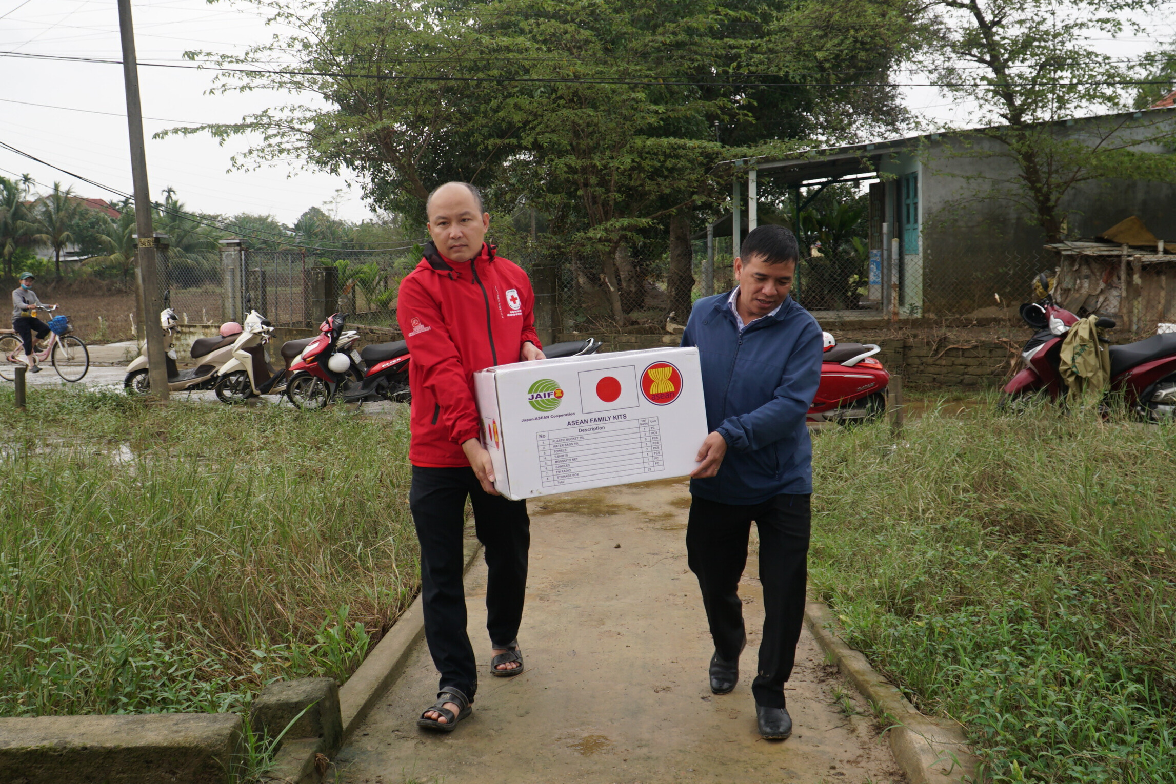 Đà Nẵng: Tập trung hỗ trợ sinh kế để người dân tái thiết cuộc sống