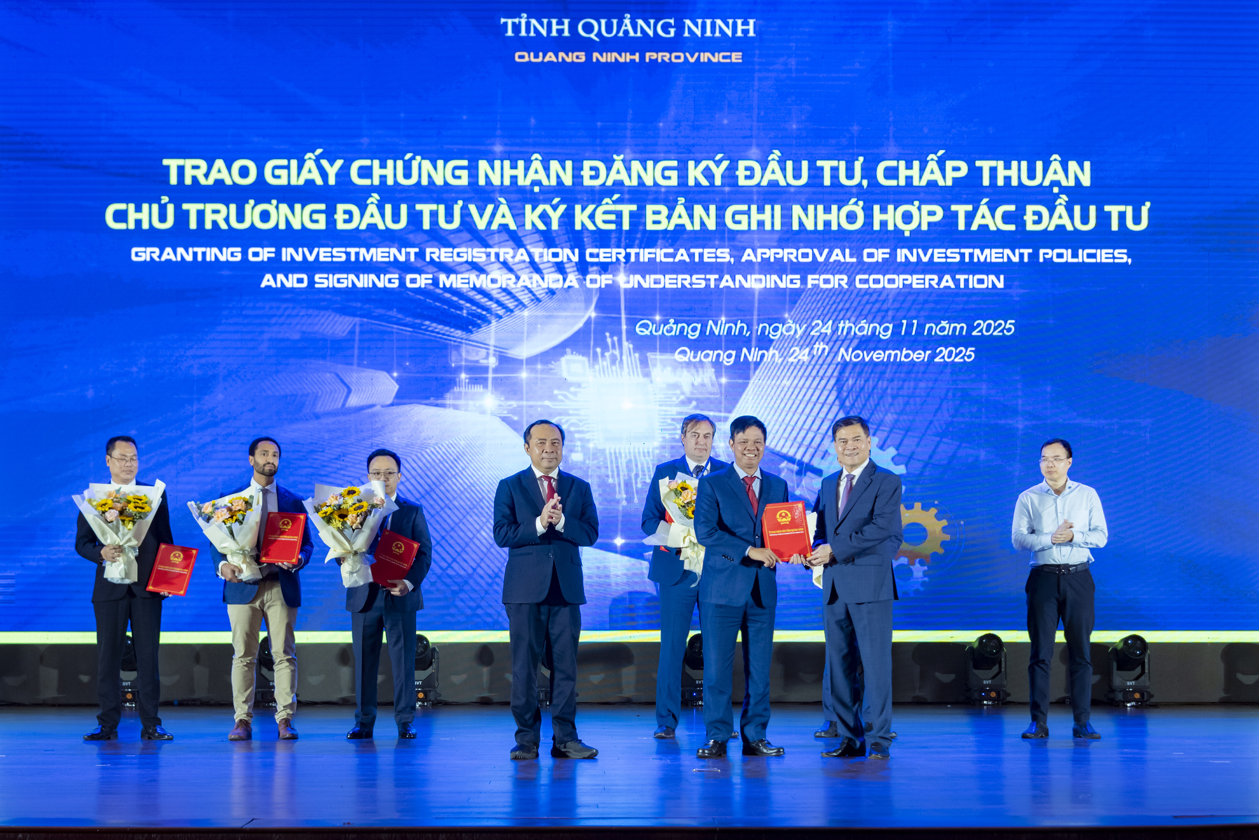 FPT trình diễn hệ sinh thái thúc đẩy chuyển đổi số Quảng Ninh 