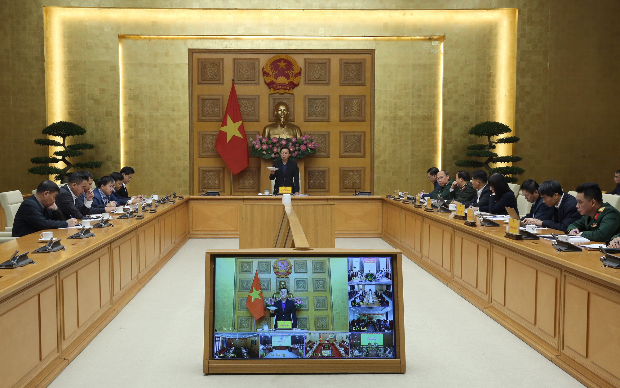 Bão số 15: Duy trì kịch bản ứng phó với rủi ro thiên tai cấp độ 4