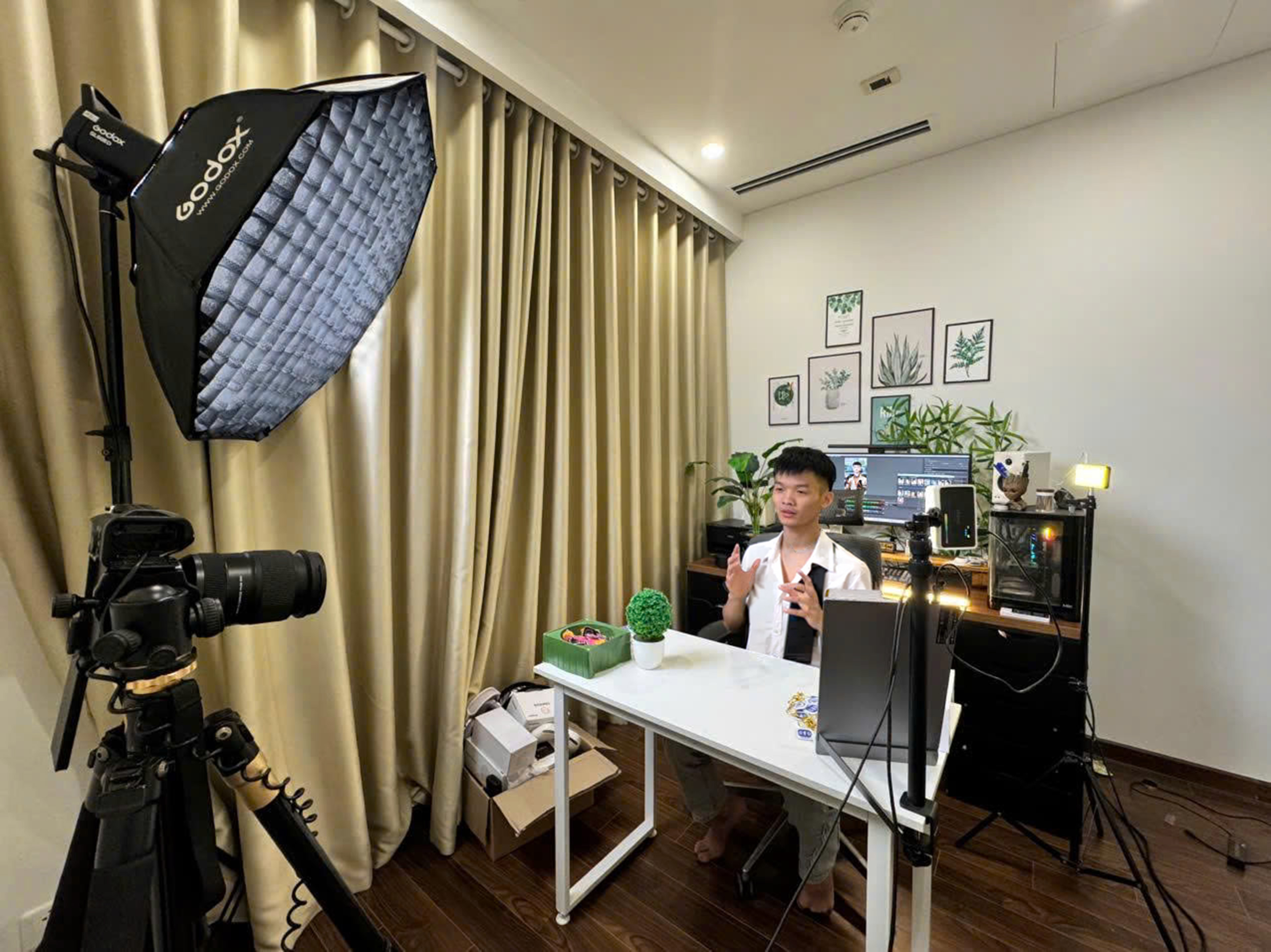 Văn Bình Channel: KOL công nghệ nói thật, làm thật