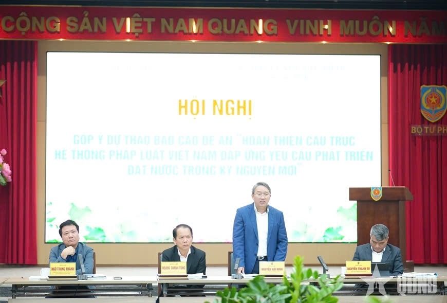 Bộ trưởng Bộ Tư pháp Nguyễn Hải Ninh kết luận hội nghị. Ảnh: Báo QĐND.