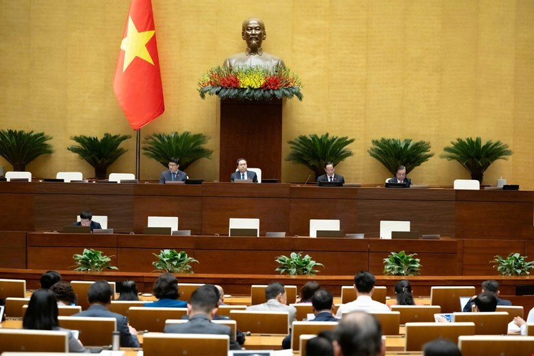 Chính phủ đề xuất điều chỉnh cơ chế đặc thù cho TP. Hồ Chí Minh và Đà Nẵng
