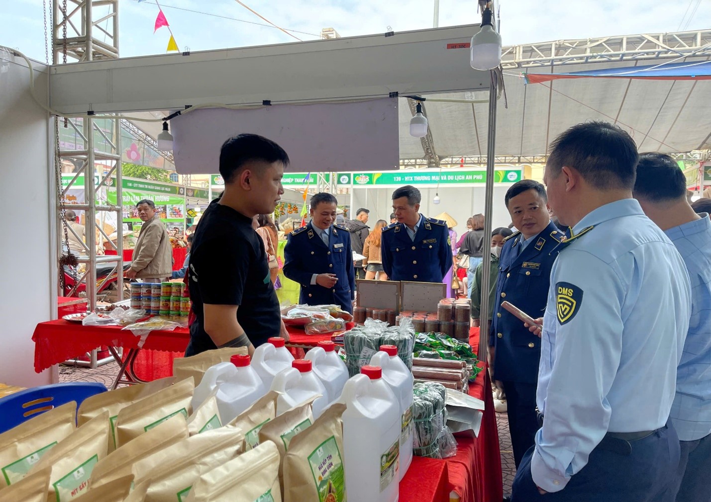 Bắc Ninh: Duy trì giám sát thị trường, bảo đảm an toàn Lễ hội trái cây 