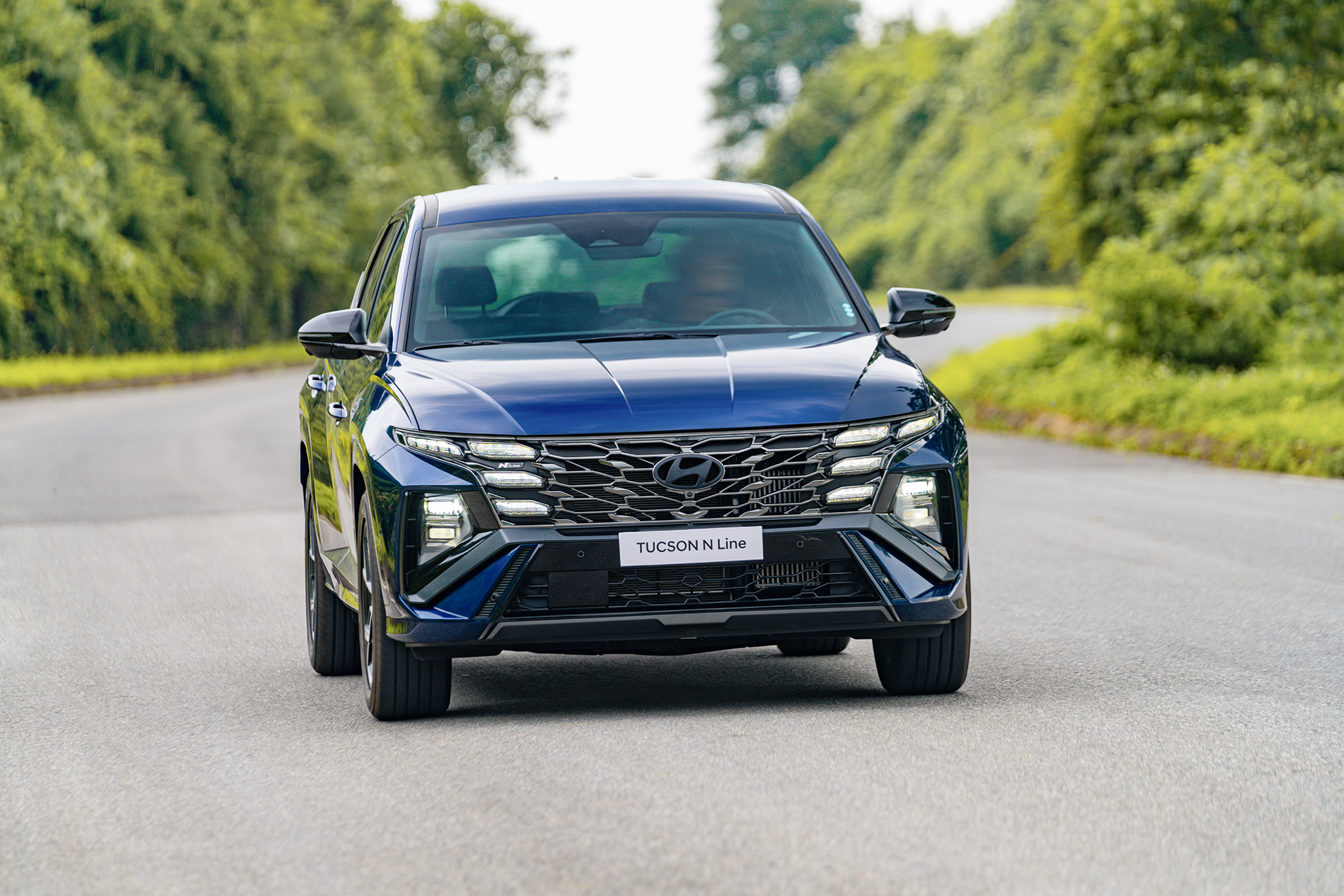 Infographic | 11 tháng, cả nước nhập khẩu 191.142 ô tô nguyên chiếc