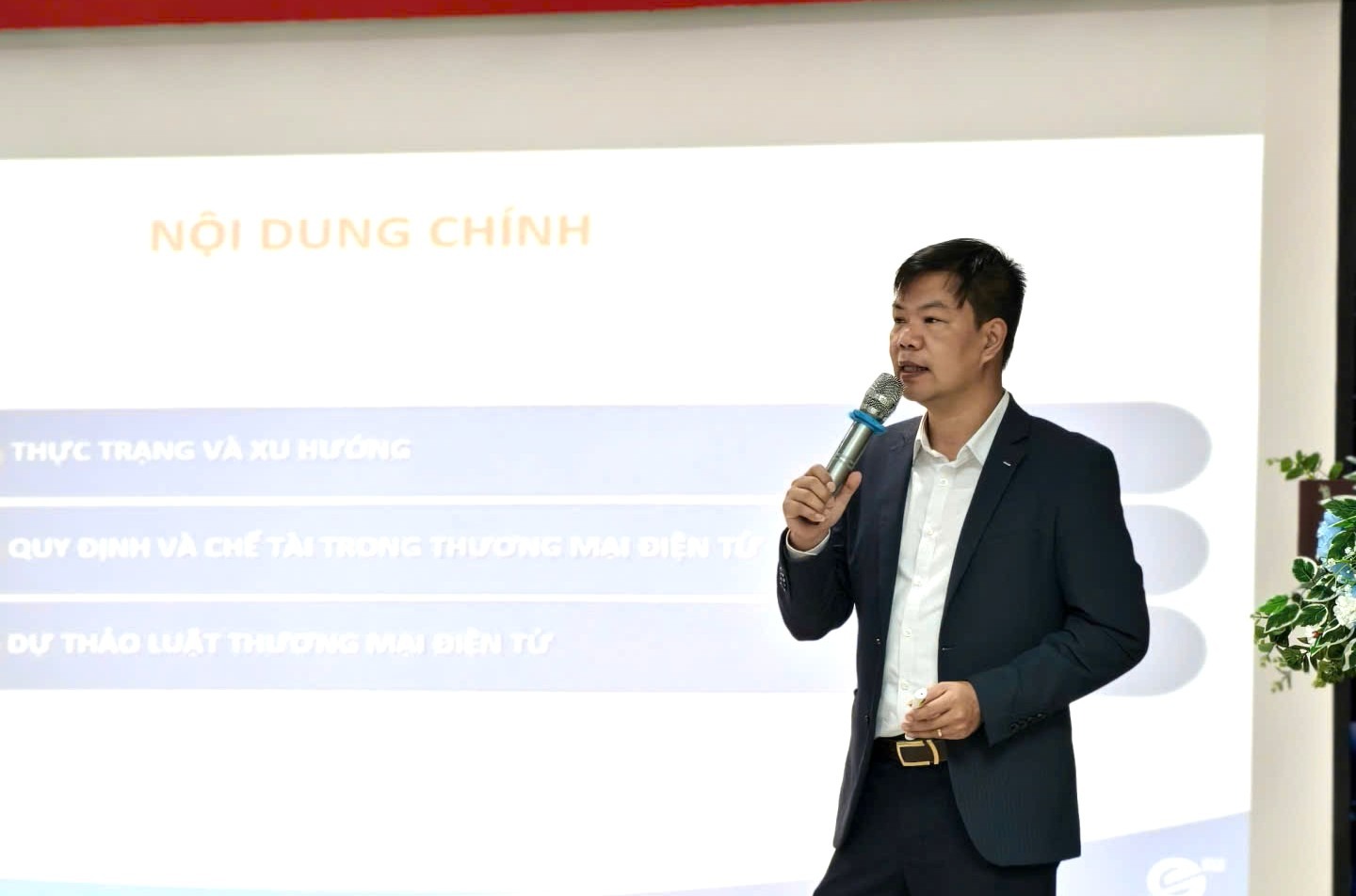 Cơ hội việc làm cho Gen Z biết ứng dụng AI