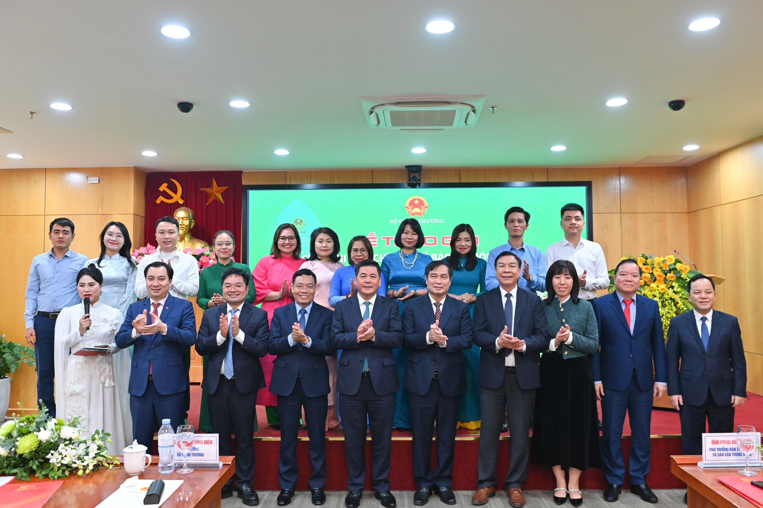 Báo chí lan tỏa 'tư duy' xanh ngành Công Thương