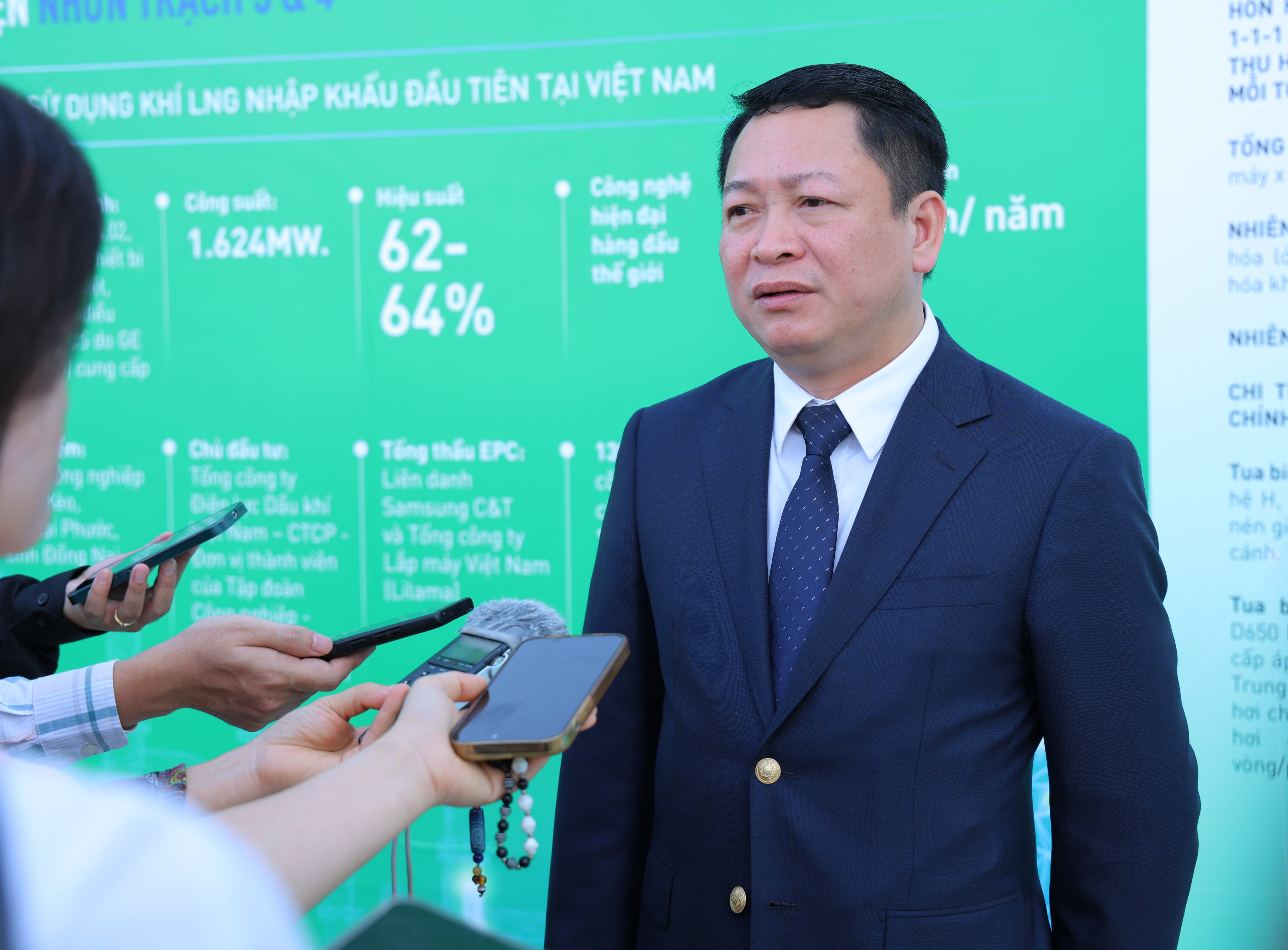 Ông Nguyễn Duy Giang - Phó Tổng giám đốc PV Power - chia sẻ thông tin với phóng viên Báo Công Thương.