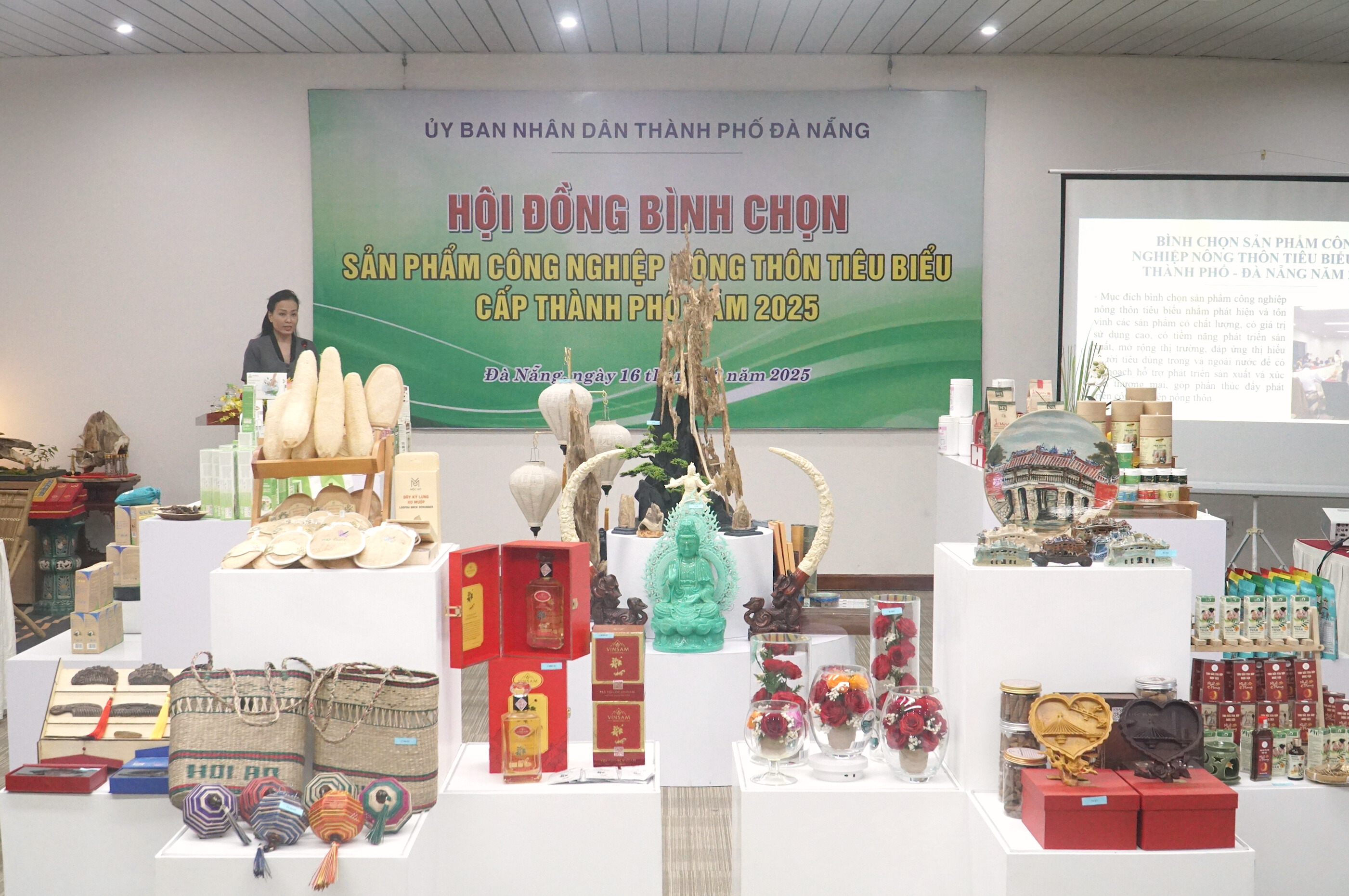Bảo chứng cho cơ sở công nghiệp nông thôn Đà Nẵng vươn ra thị trường
