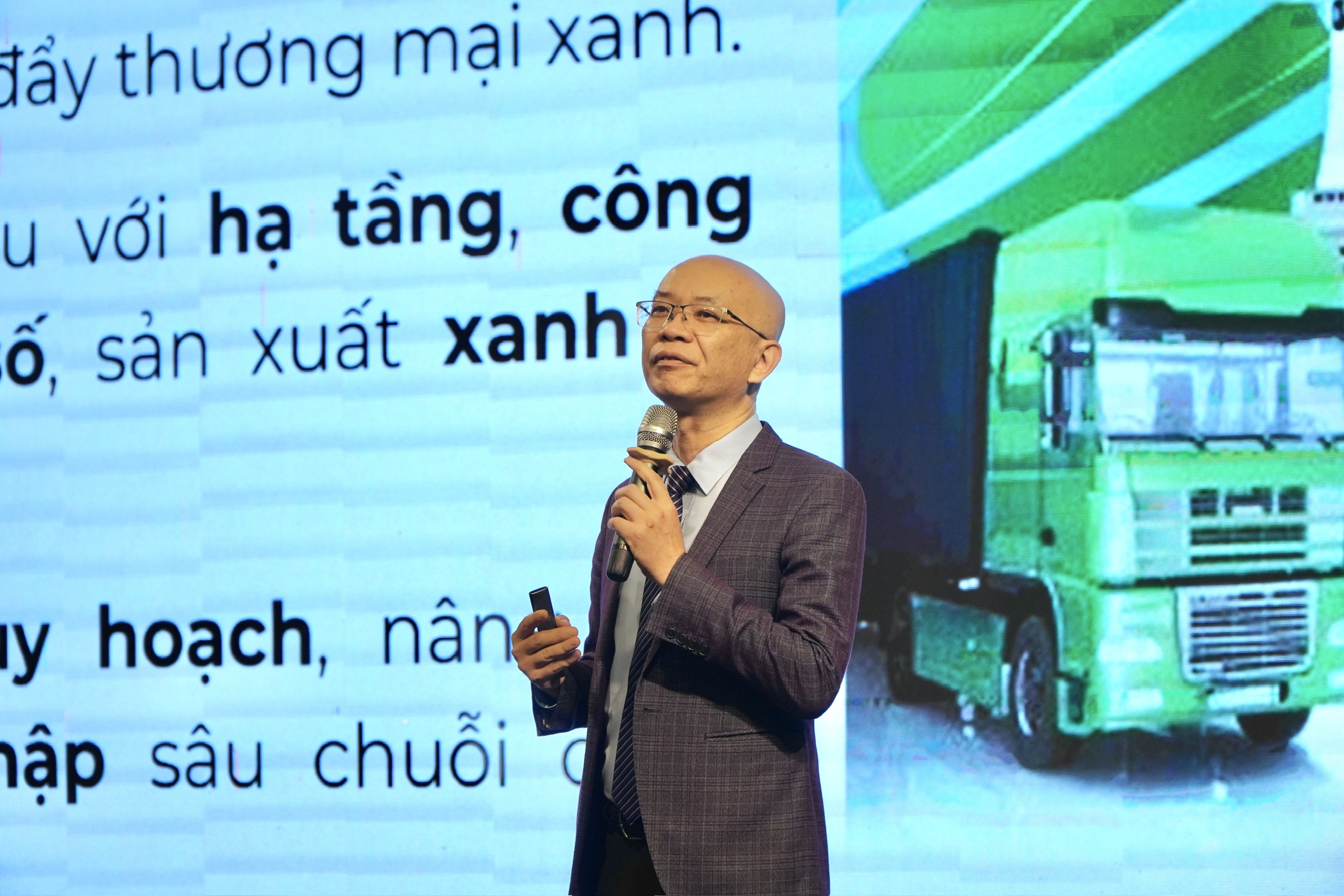 Xuất khẩu trực tuyến giúp doanh nghiệp Việt mở rộng thị trường