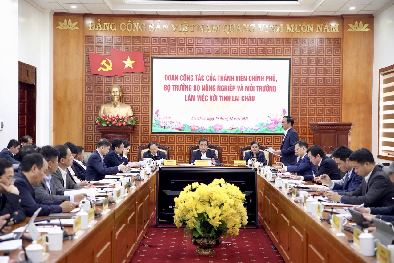 Bộ trưởng Nông nghiệp và Môi trường: Lai Châu cần khai thác hiệu quả khoáng sản