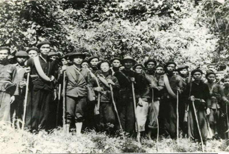 Sự ra đời của Quân đội ta và bài ca về Đại tướng Võ Nguyên Giáp 