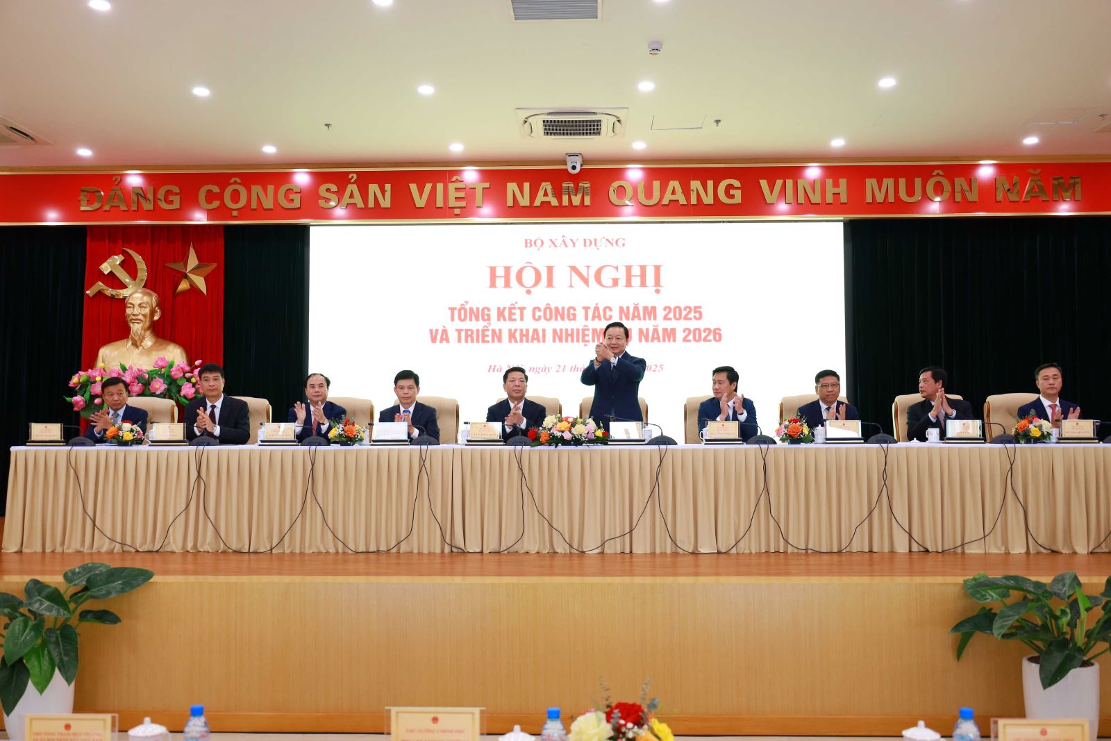 Bộ Xây dựng về đích năm 2025 với nhiều dấu ấn hạ tầng lớn