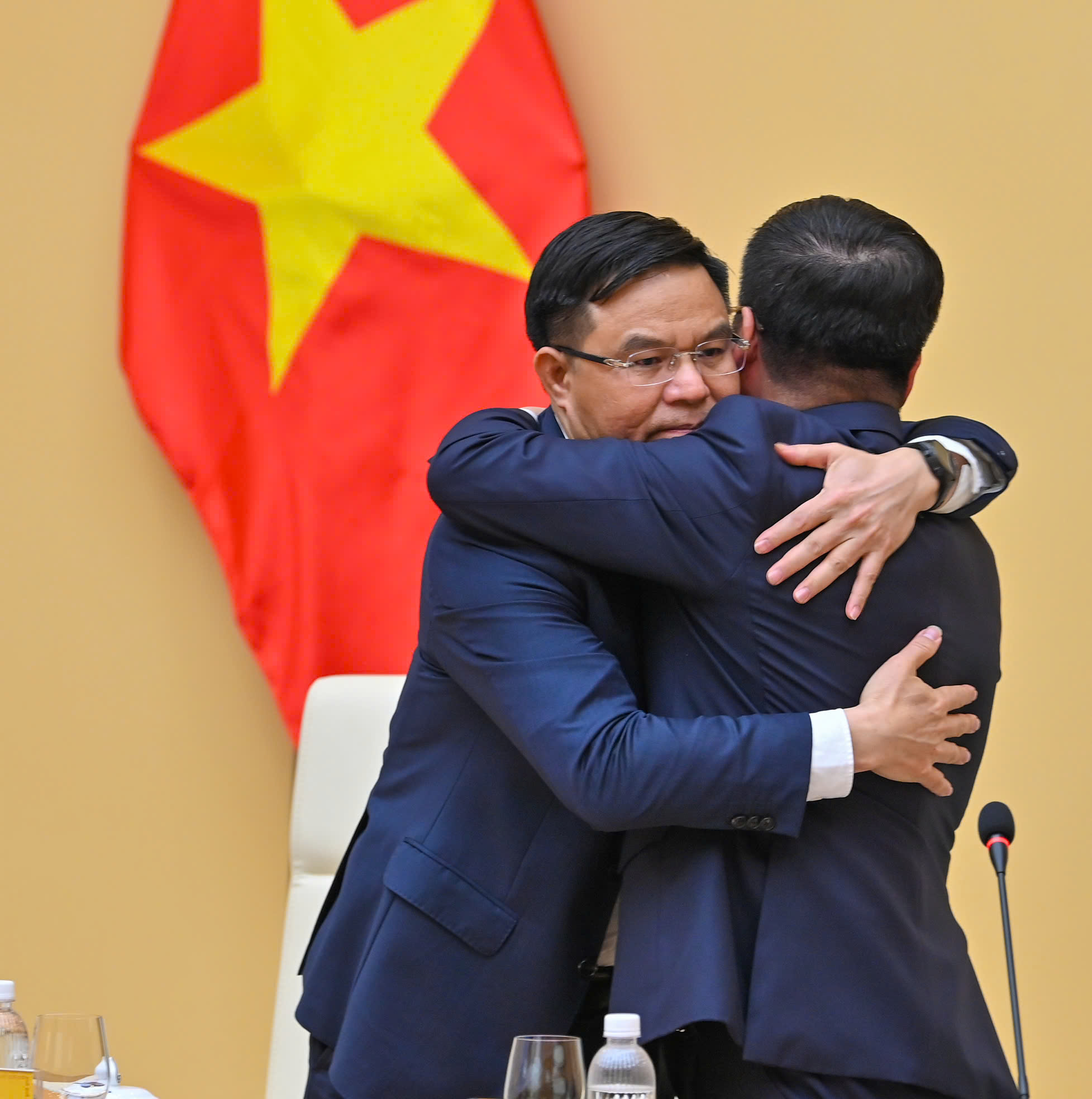 Phó Bí thư Đảng uỷ Quốc hội Nguyễn Hồng Diên tin rằng, giai đoạn mới, Quyền Bộ trưởng Lê Mạnh Hùng sẽ cùng tập thể Bộ Công Thương dẫn dắt ngành Công Thương phát triển hơn nữa.