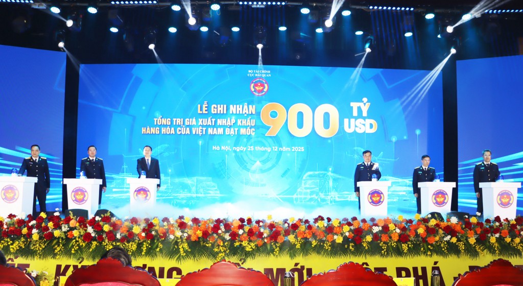 Hải quan góp phần thúc đẩy xuất nhập khẩu lập kỷ lục trong năm 2025
