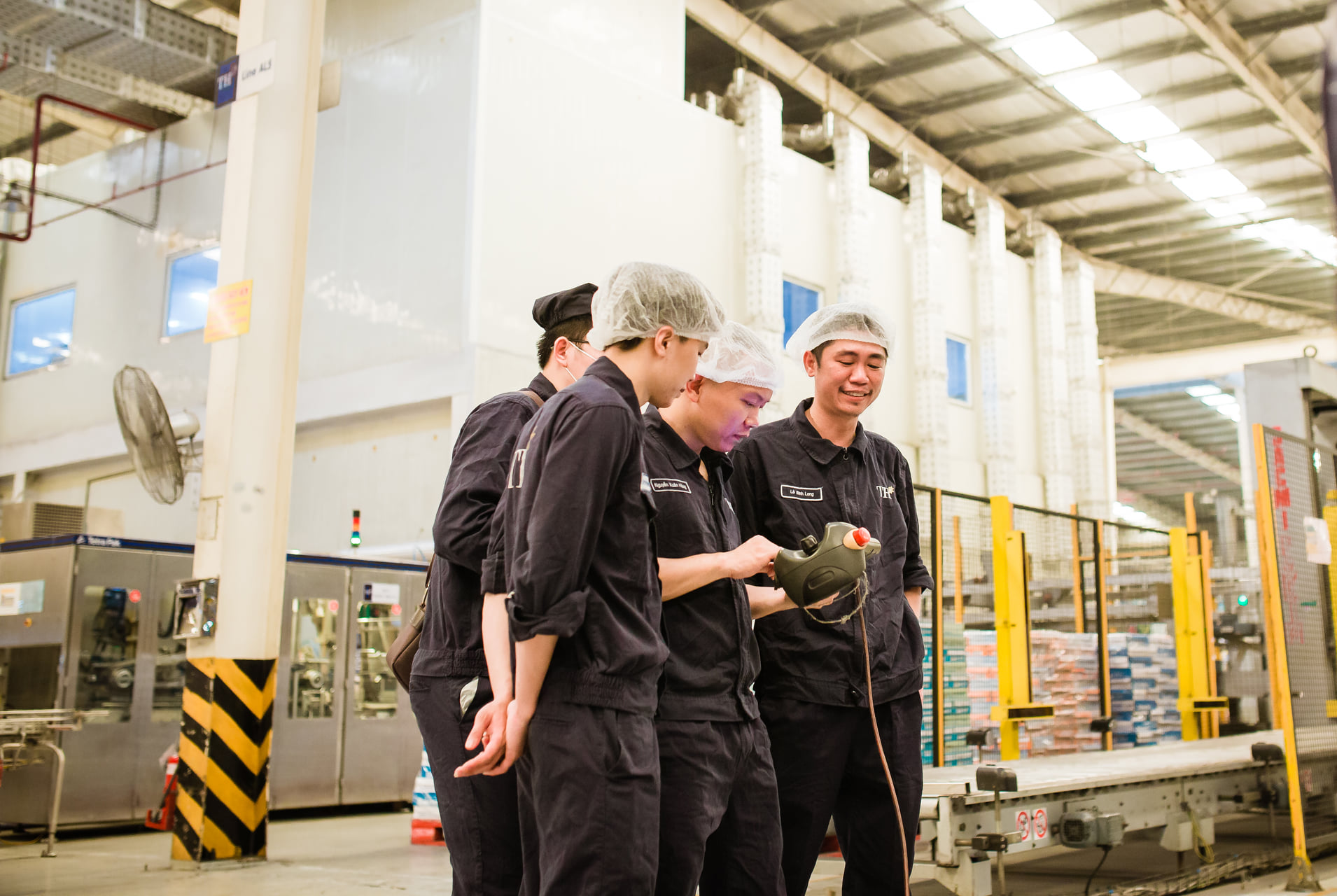 Tập đoàn TH tuyển dụng đa lĩnh vực: Cánh cửa nghề nghiệp rộng mở