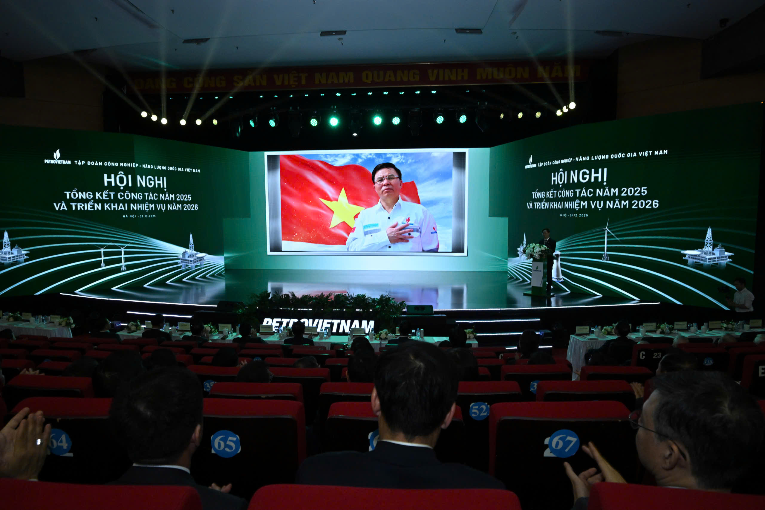 Dưới sự chỉ đạo của nguyên Chủ tịch Petrovietnam Lê Mạnh Hùng, Petrovietnam đã không ngừng lớn mạnh trong những năm qua