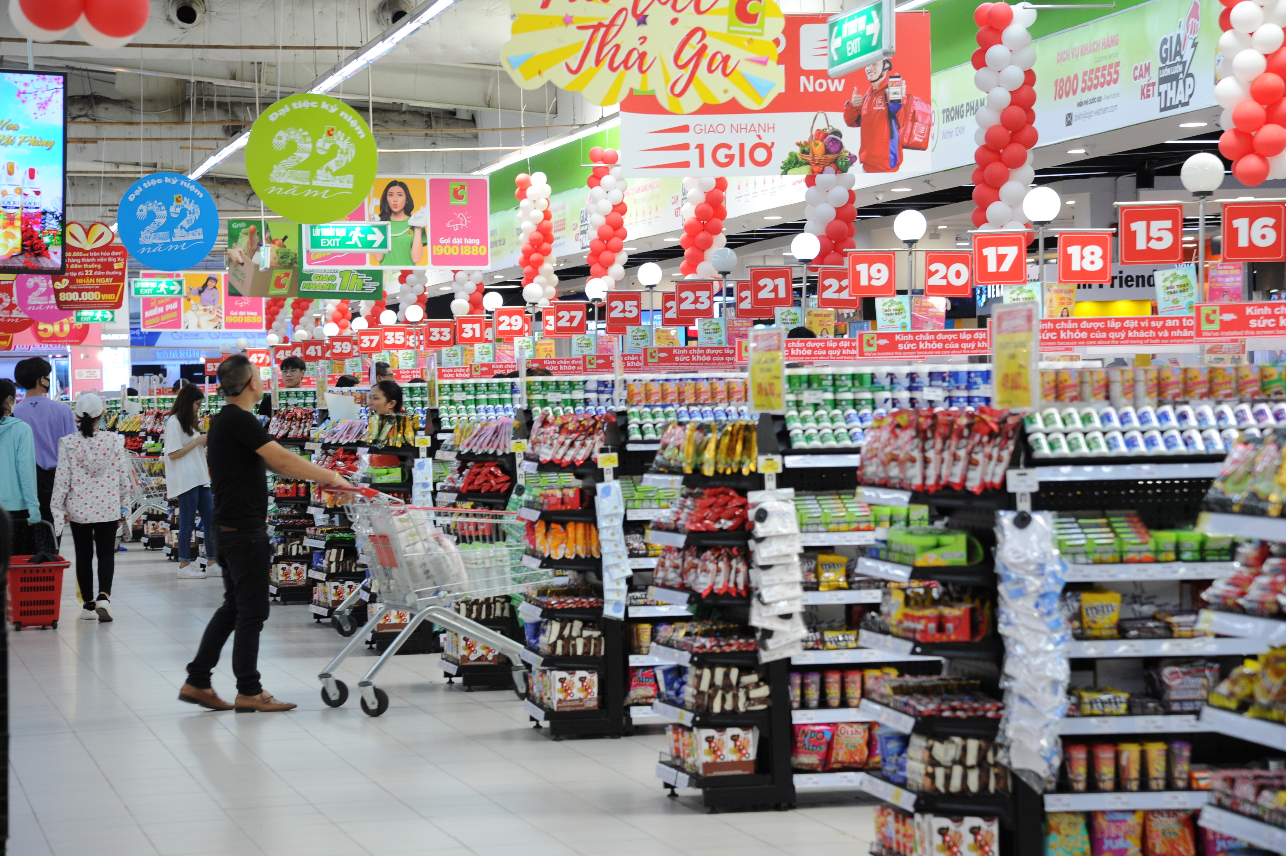 Năm 2025, kinh tế phục hồi và tăng trưởng tích cực. Ảnh: Cấn Dũng