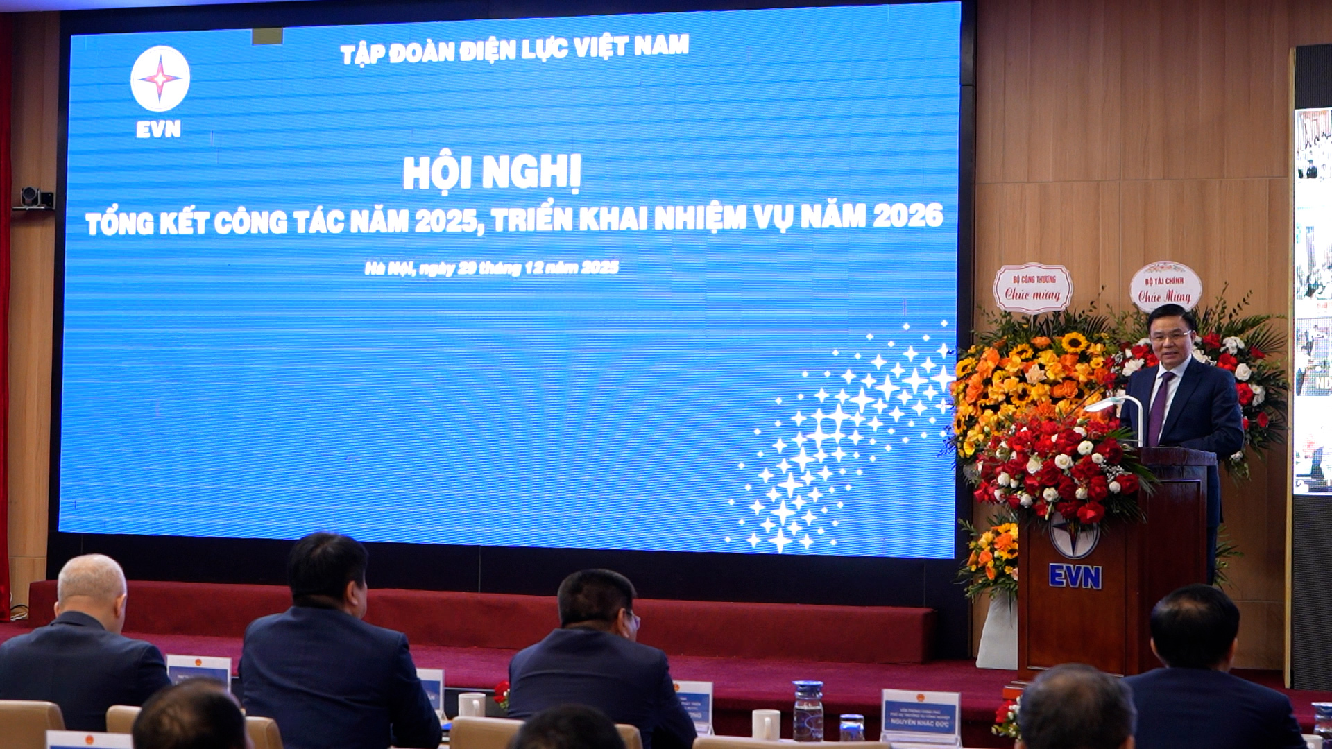 Sequence 15.00_01_30_23.Still001.jpg