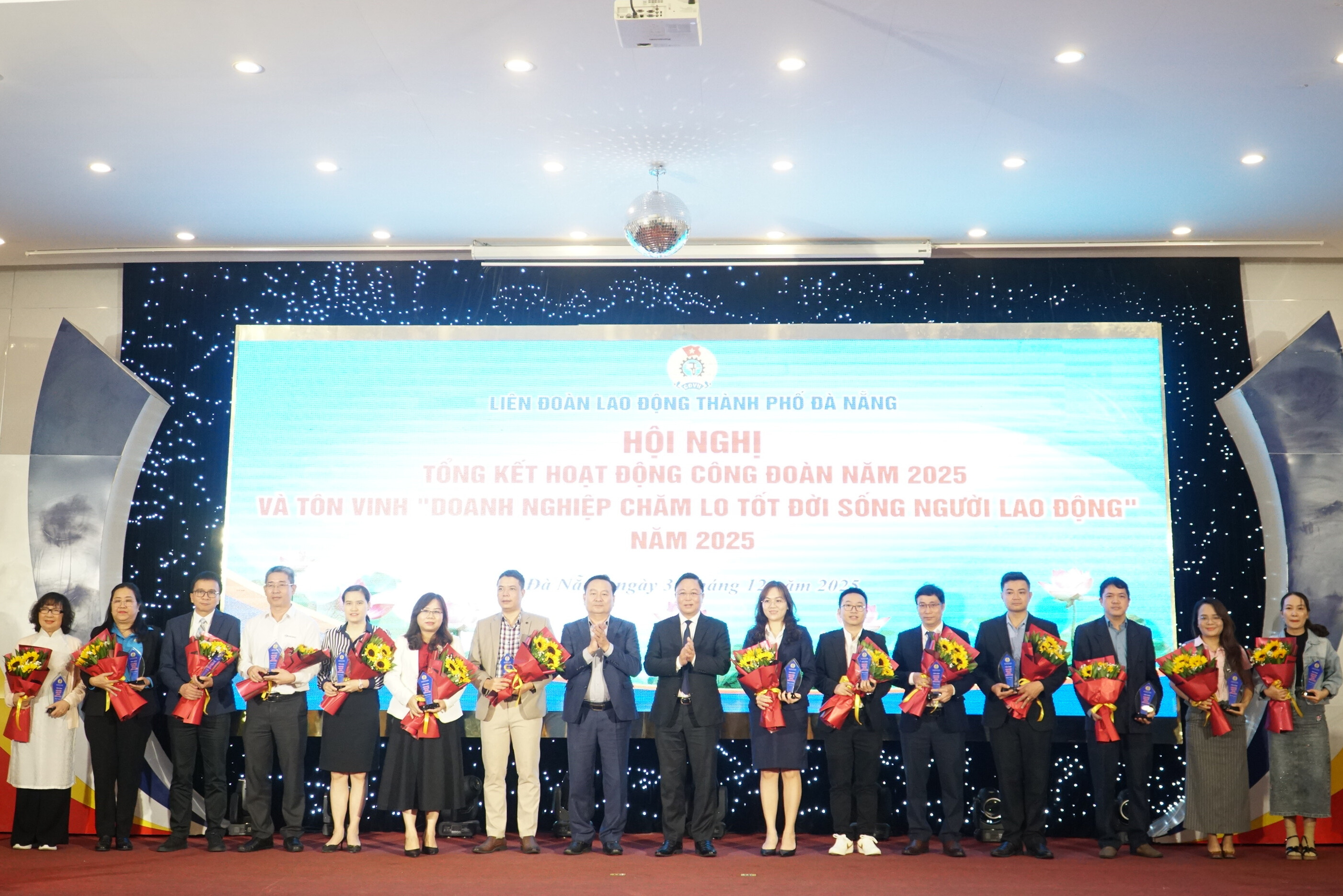 Tôn vinh 56 doanh nghiệp tại Đà Nẵng chăm lo tốt đời sống người lao động