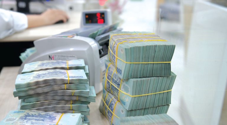 Infographic | Thu ngân sách nhà nước tăng 30,9%, bằng 121,9% dự toán