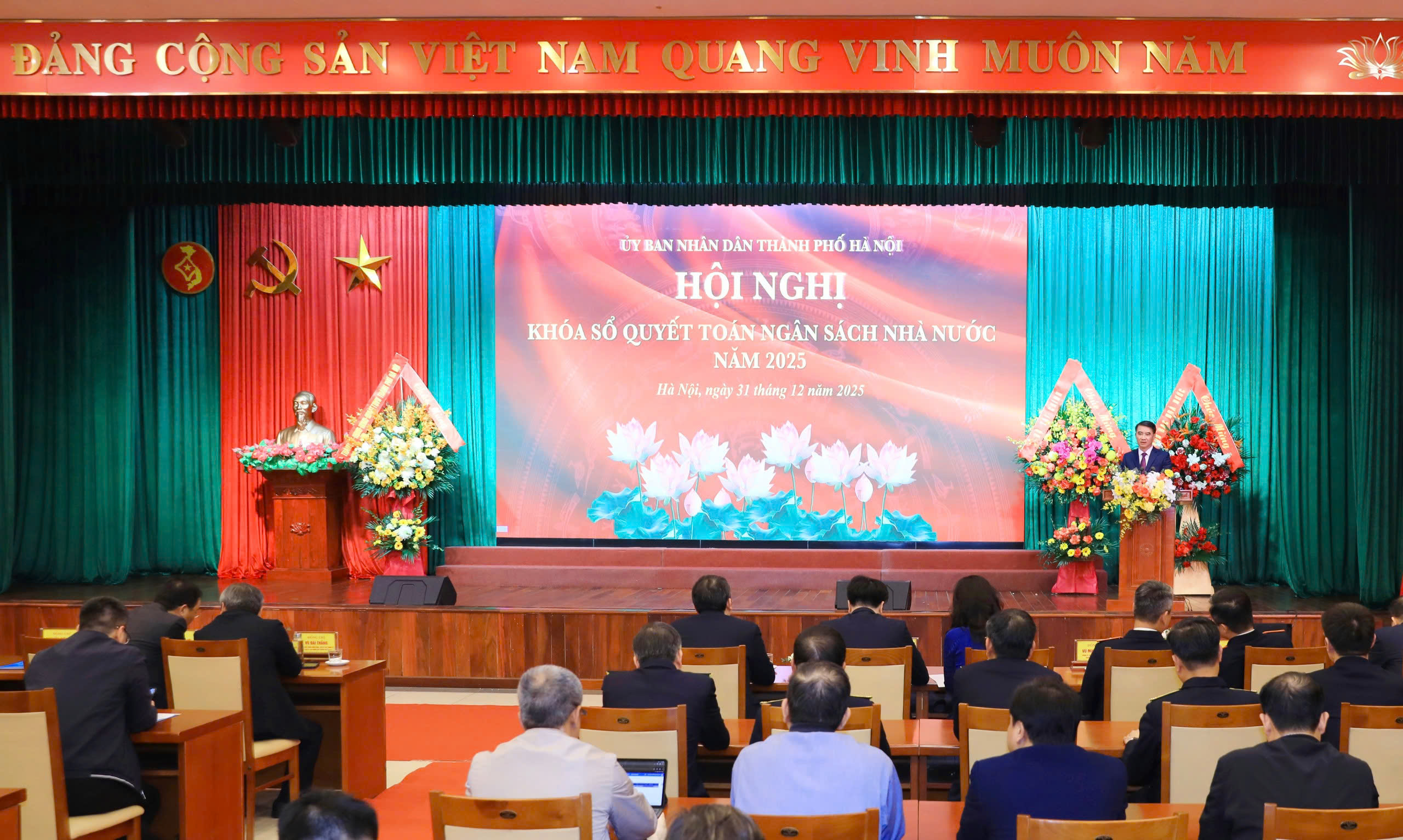 Hà Nội thu ngân sách vượt hơn 700.000 tỷ đồng, đứng đầu cả nước 