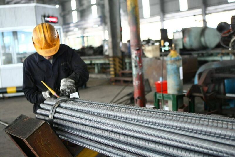 Tiêu thụ tăng trưởng 2 chữ số: Thép xây dựng dựa vào 'sân nhà'