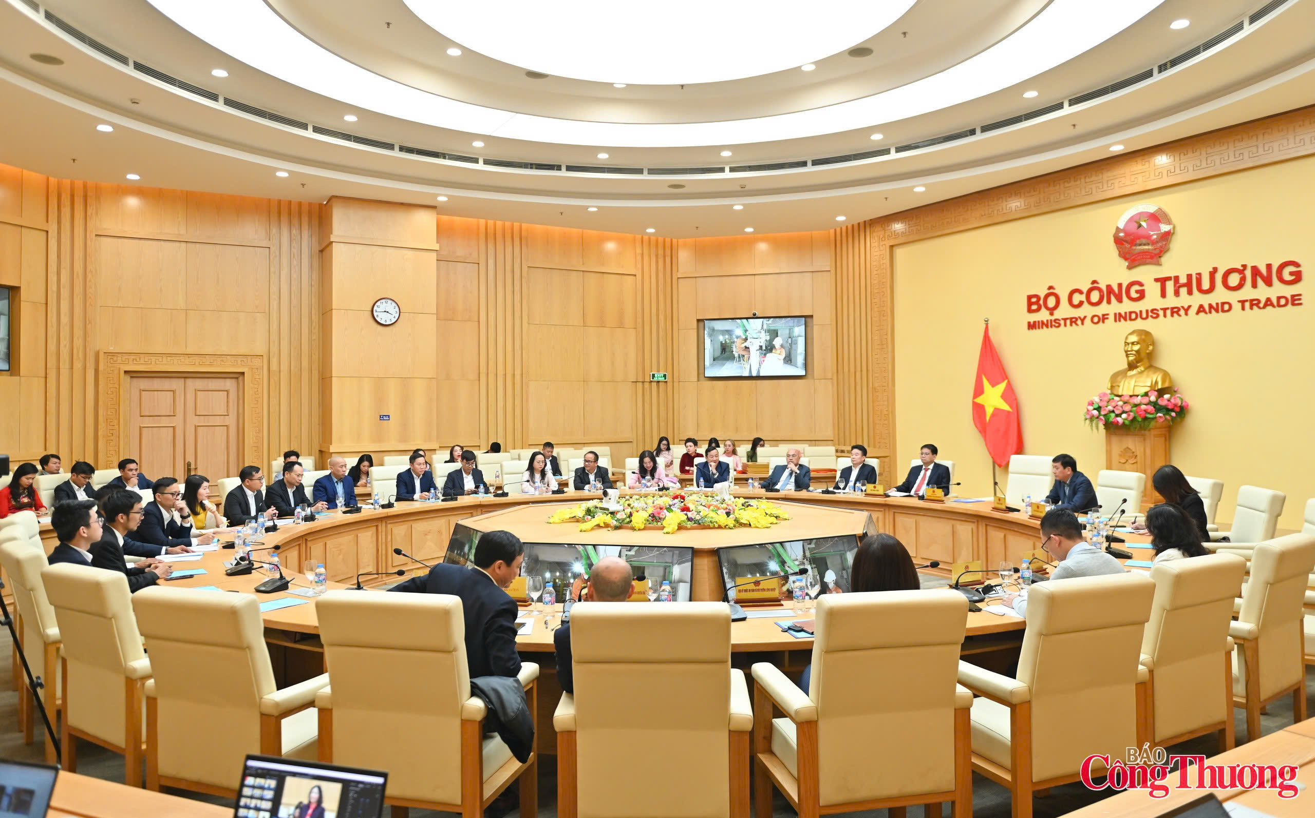 Toàn cảnh hội nghị