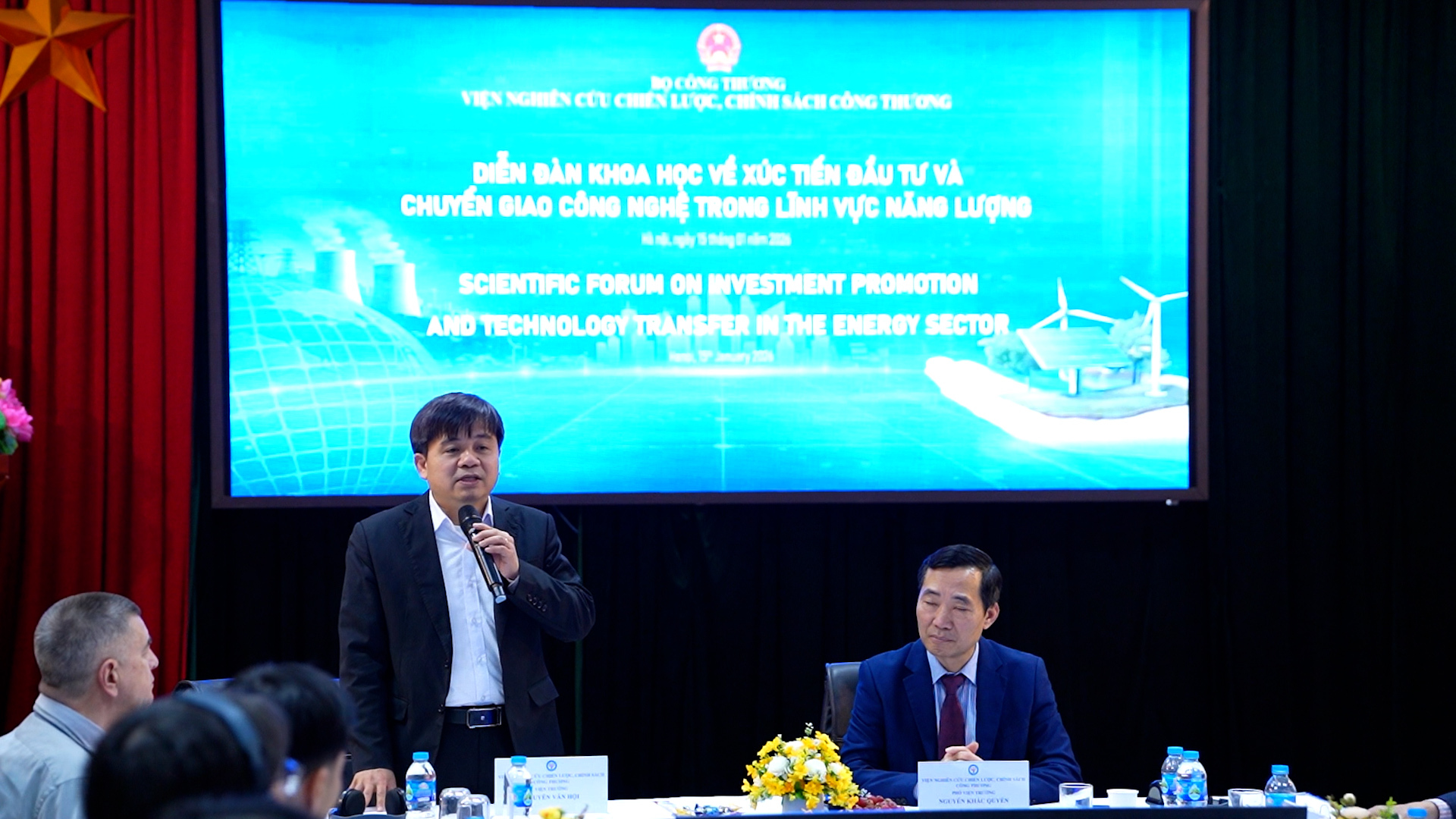 Sequence 07.00_05_34_23.Still001.jpg