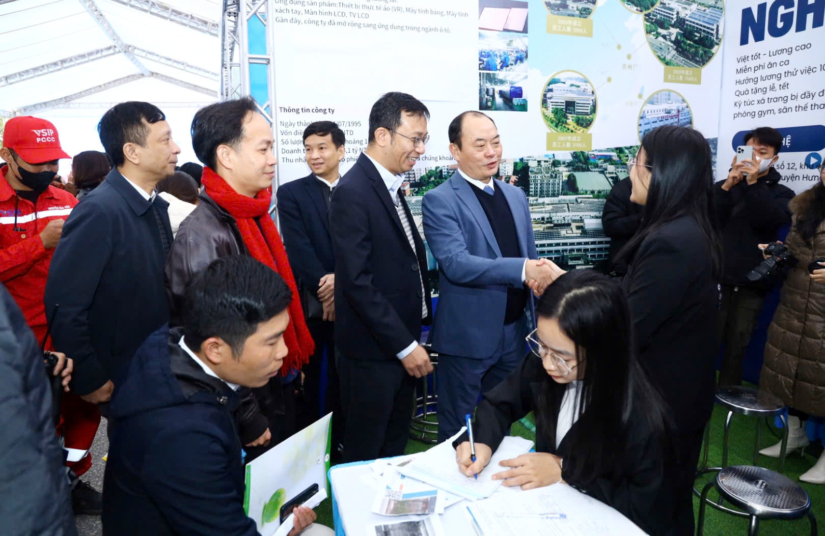 Nghệ An: Doanh nghiệp cần tuyển 33.000 người lao động trong năm 2026