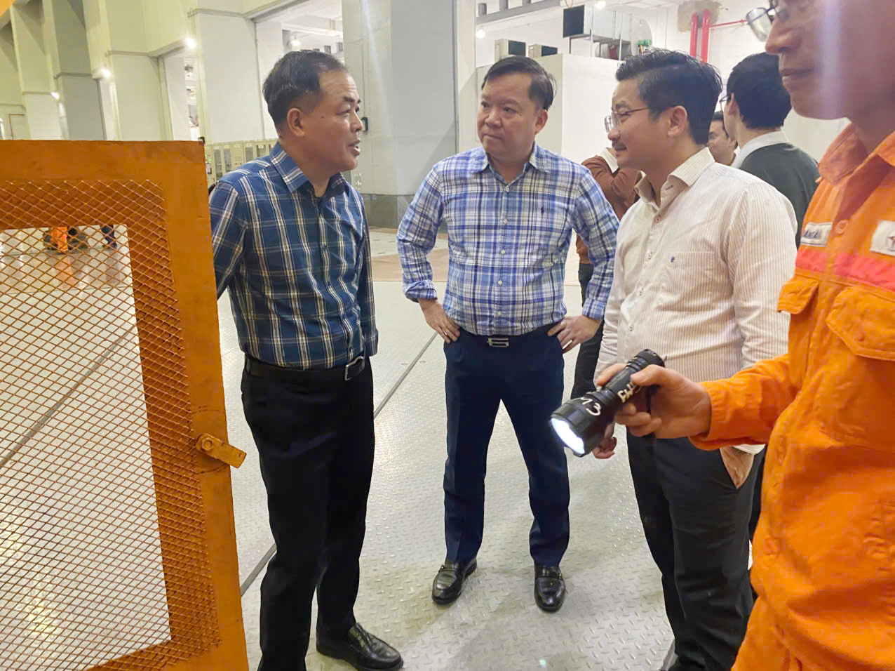 Buổi làm việc giữa Đoàn kiểm tra Bộ Công Thương và Công ty Thủy điện Sơn La tập trung đánh giá mức độ sẵn sàng phát điện cho mùa khô năm 2026