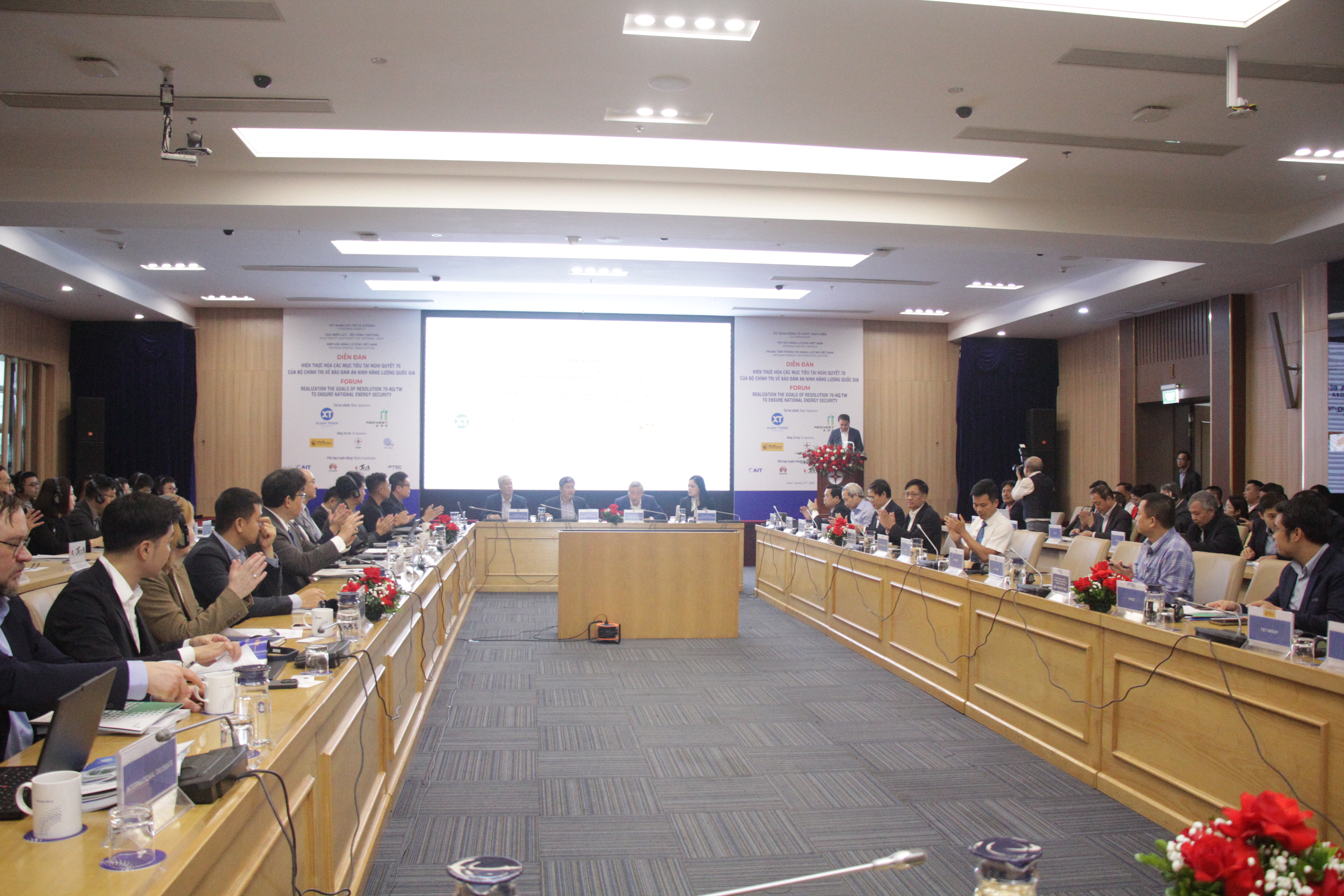 Hiện thực hóa các mục tiêu tại Nghị quyết 70 của Bộ Chính trị 