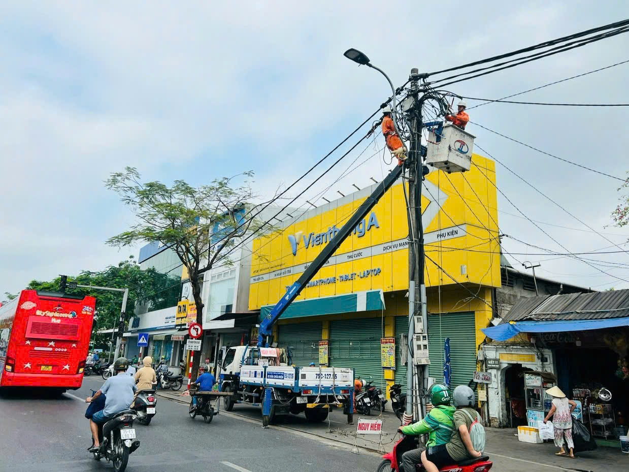 Thành phố Huế: Cung ứng điện dịp tết Nguyên đán đảm bảo, an toàn