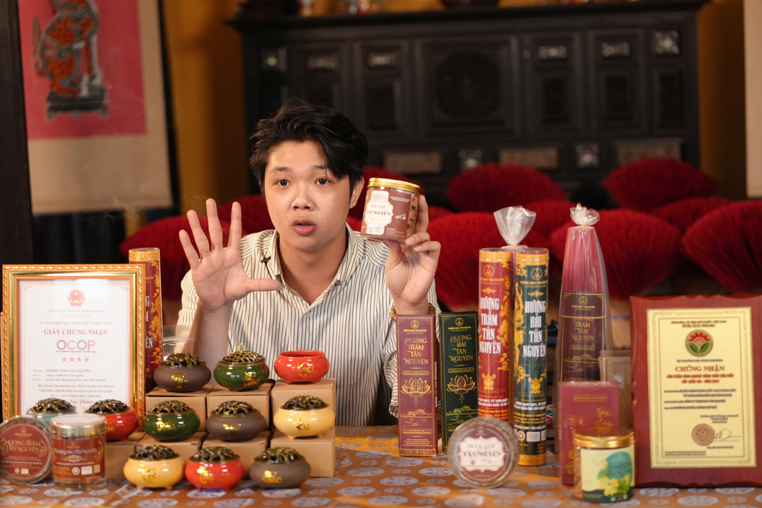 TikTok Shop: Hơn 4.000 đơn hàng nhang, trầm Huế 'chốt' trong 1 ngày