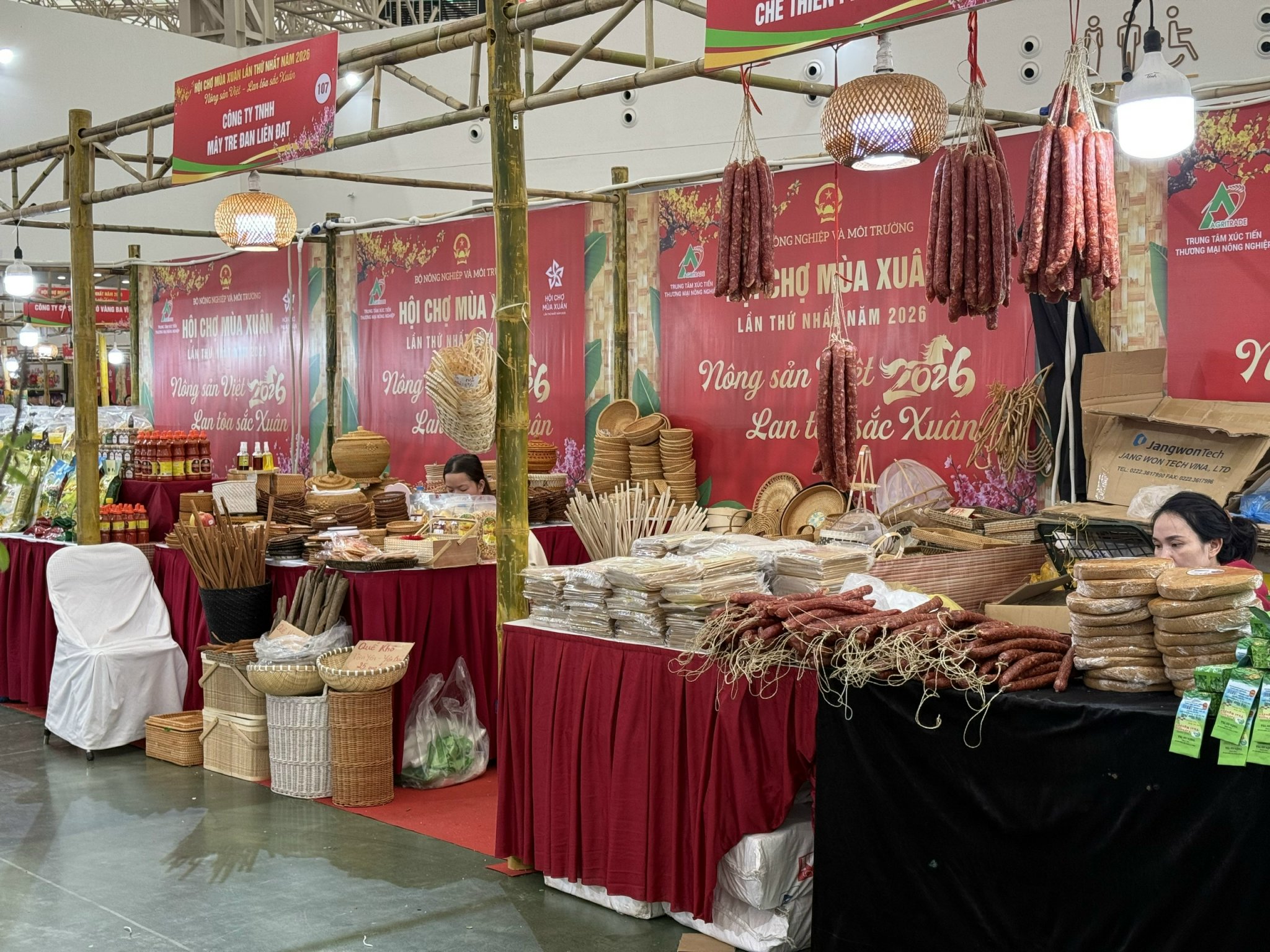 Hội chợ Mùa Xuân: Đưa đặc sản vùng cao đến với người tiêu dùng 