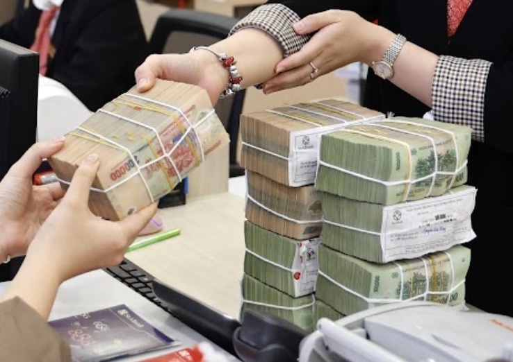 Lãi suất liên ngân hàng vọt lên mức 21%, cao nhất lịch sử