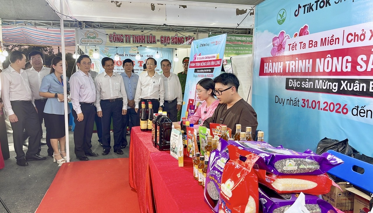 Vĩnh Long: Tăng tốc thương mại điện tử xanh, mở rộng thị trường số